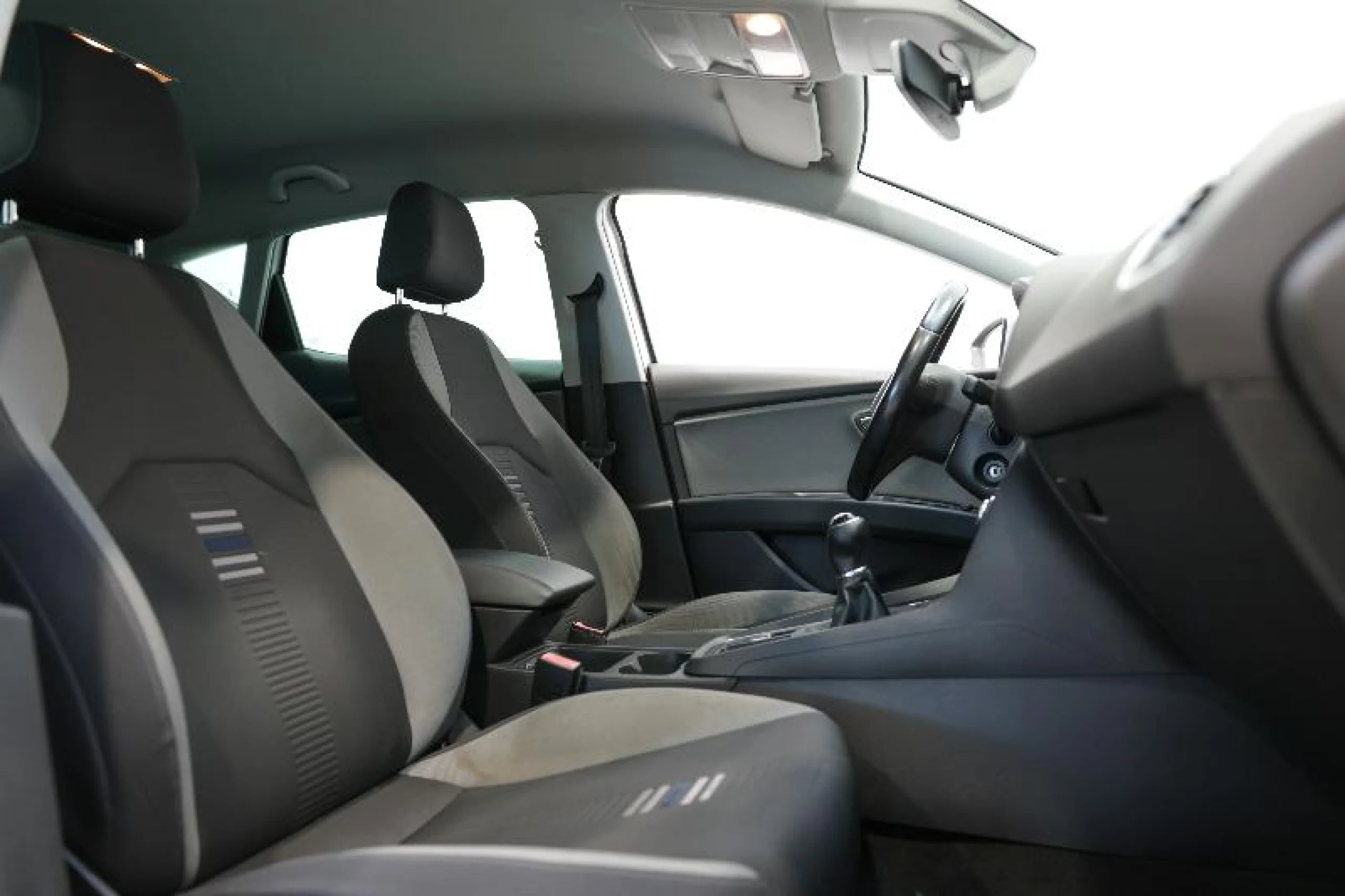 SEAT LEON 1.5 TSI 96KW (130CV) S&S STYLE VISIO ED - Foto 23