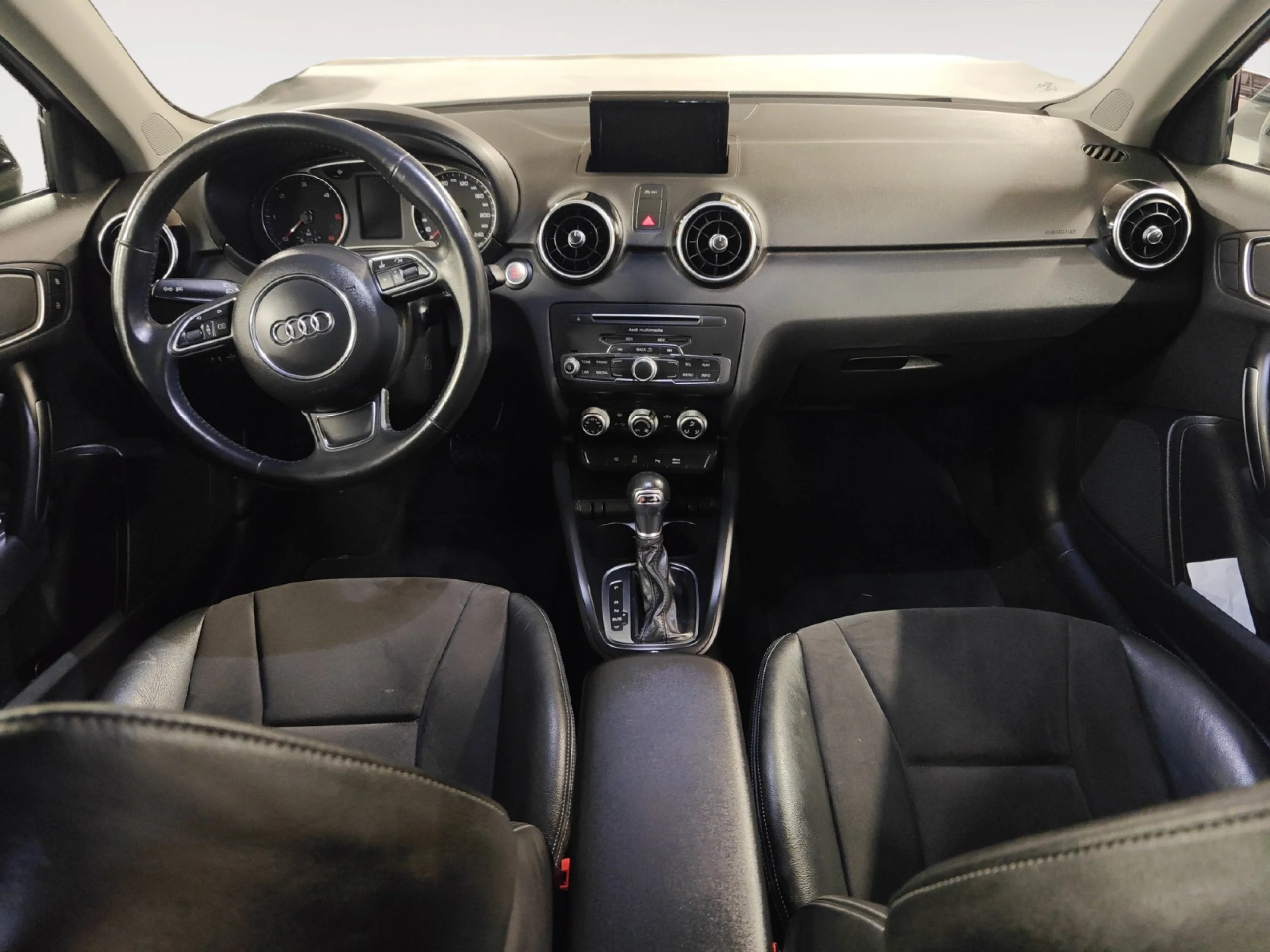 AUDI A1 SPORTBACK 1.6 TDI 116CV ADRENALIN - Foto 4