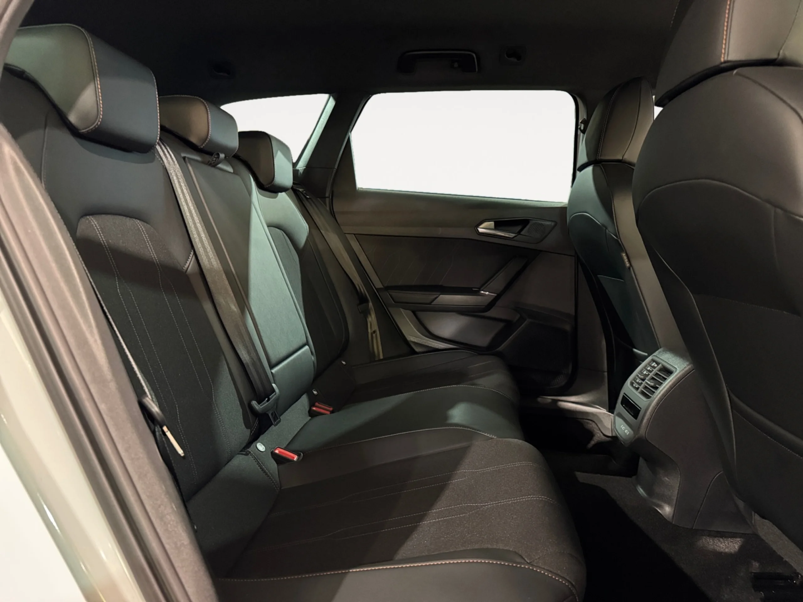 CUPRA LEON SP 1.5 TSI 110KW (150CV) - Foto 6