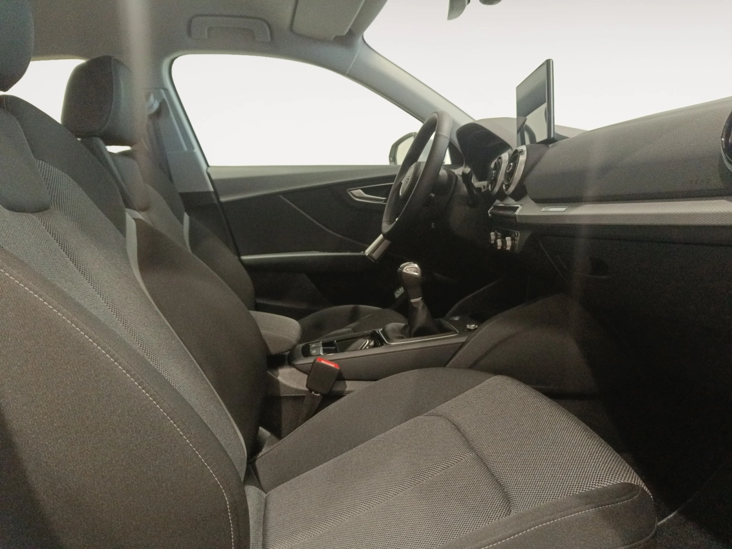 AUDI Q2 S LINE 30 TFSI 85KW (116CV) - Foto 5