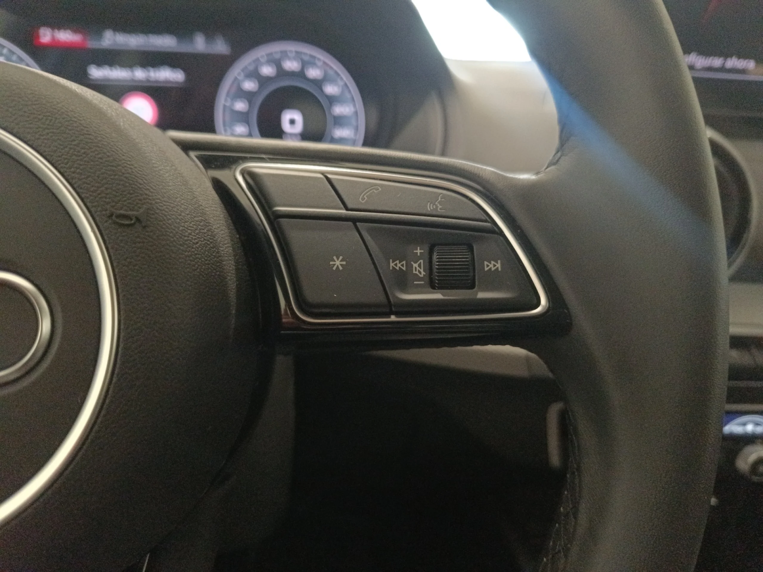 AUDI Q2 S LINE 30 TFSI 85KW (116CV) - Foto 9