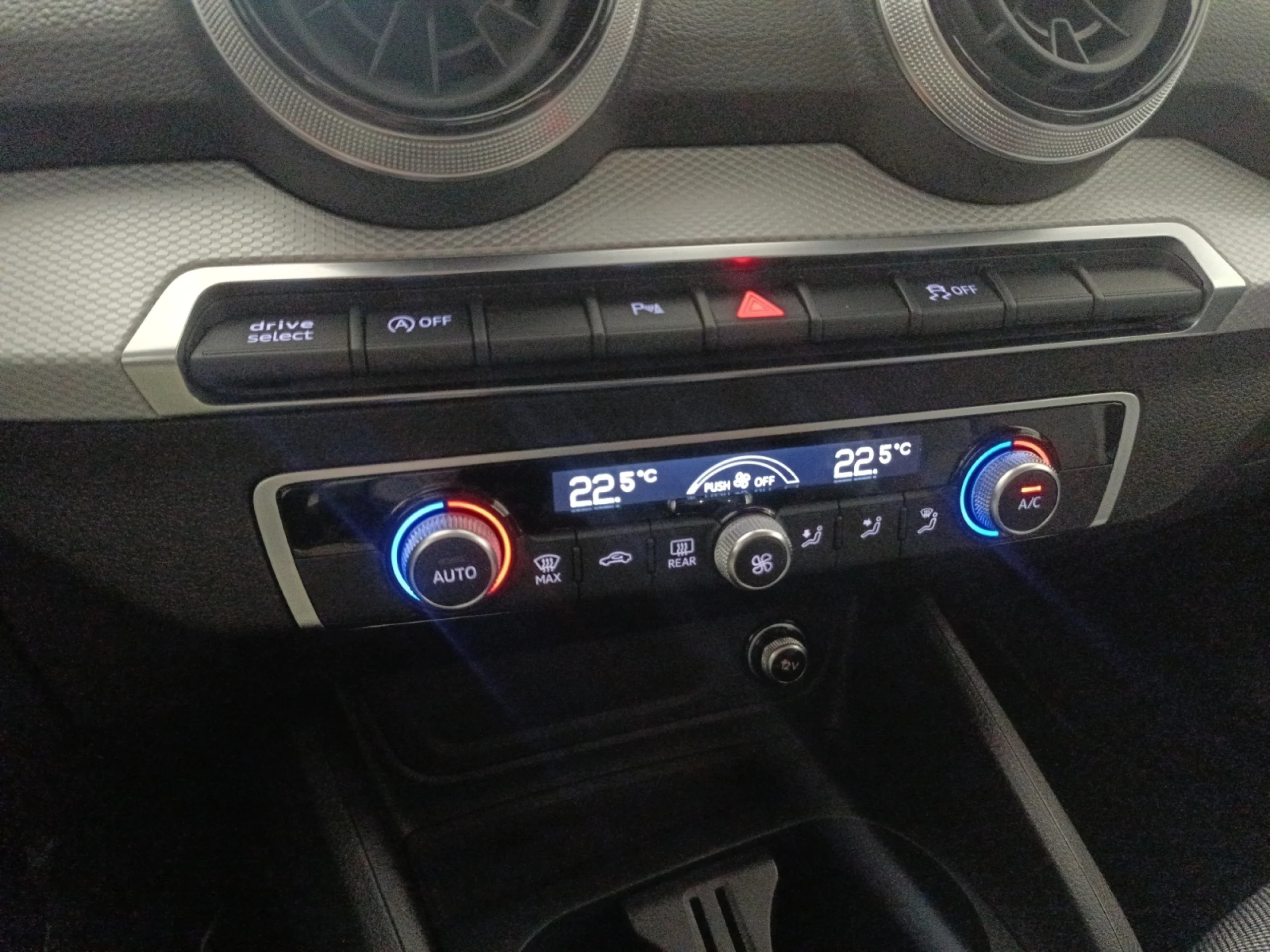 AUDI Q2 S LINE 30 TFSI 85KW (116CV) - Foto 12