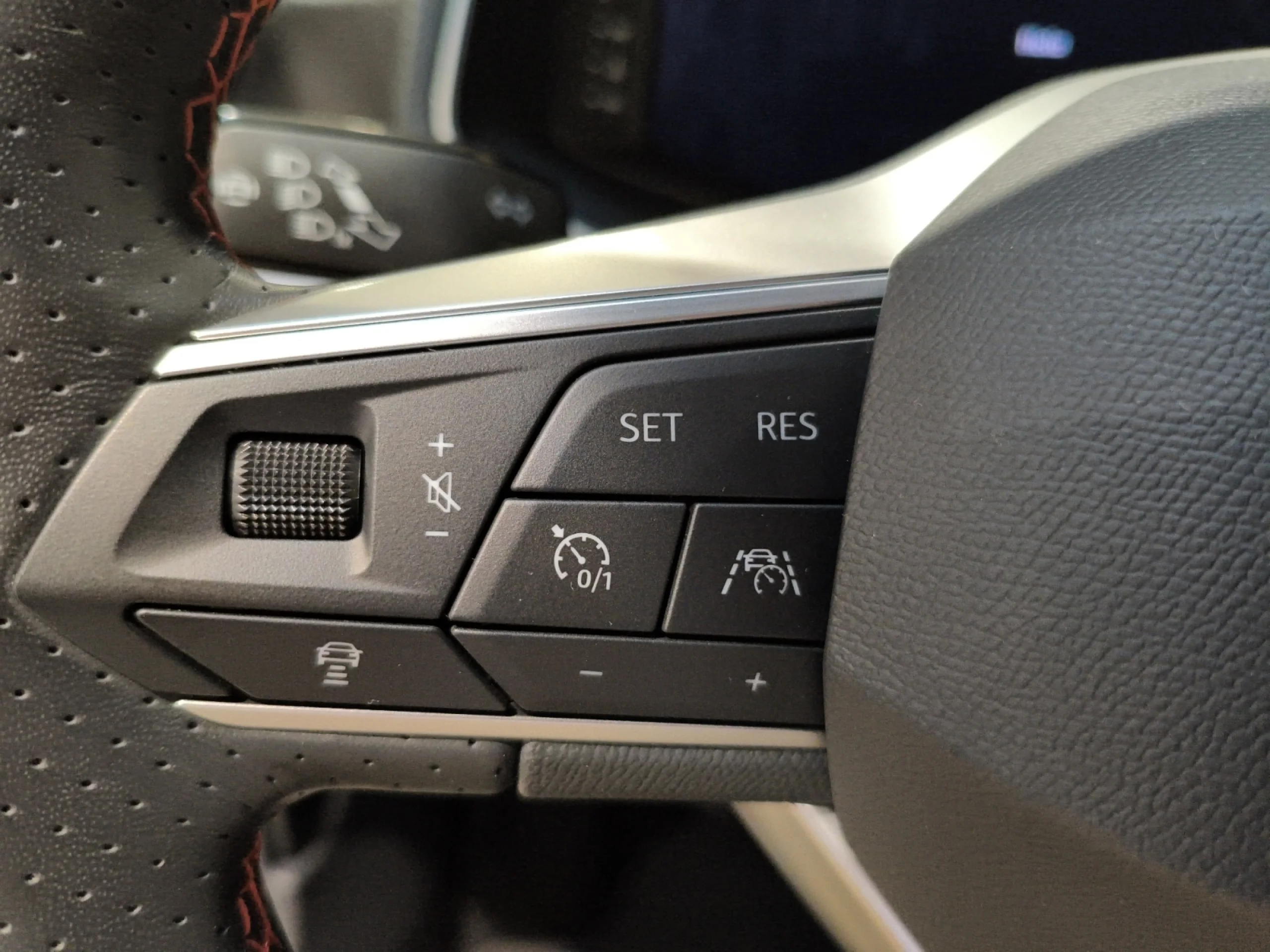 SEAT ARONA 1.0 TSI 85KW (115CV) FR LIMITED EDITION - Foto 9