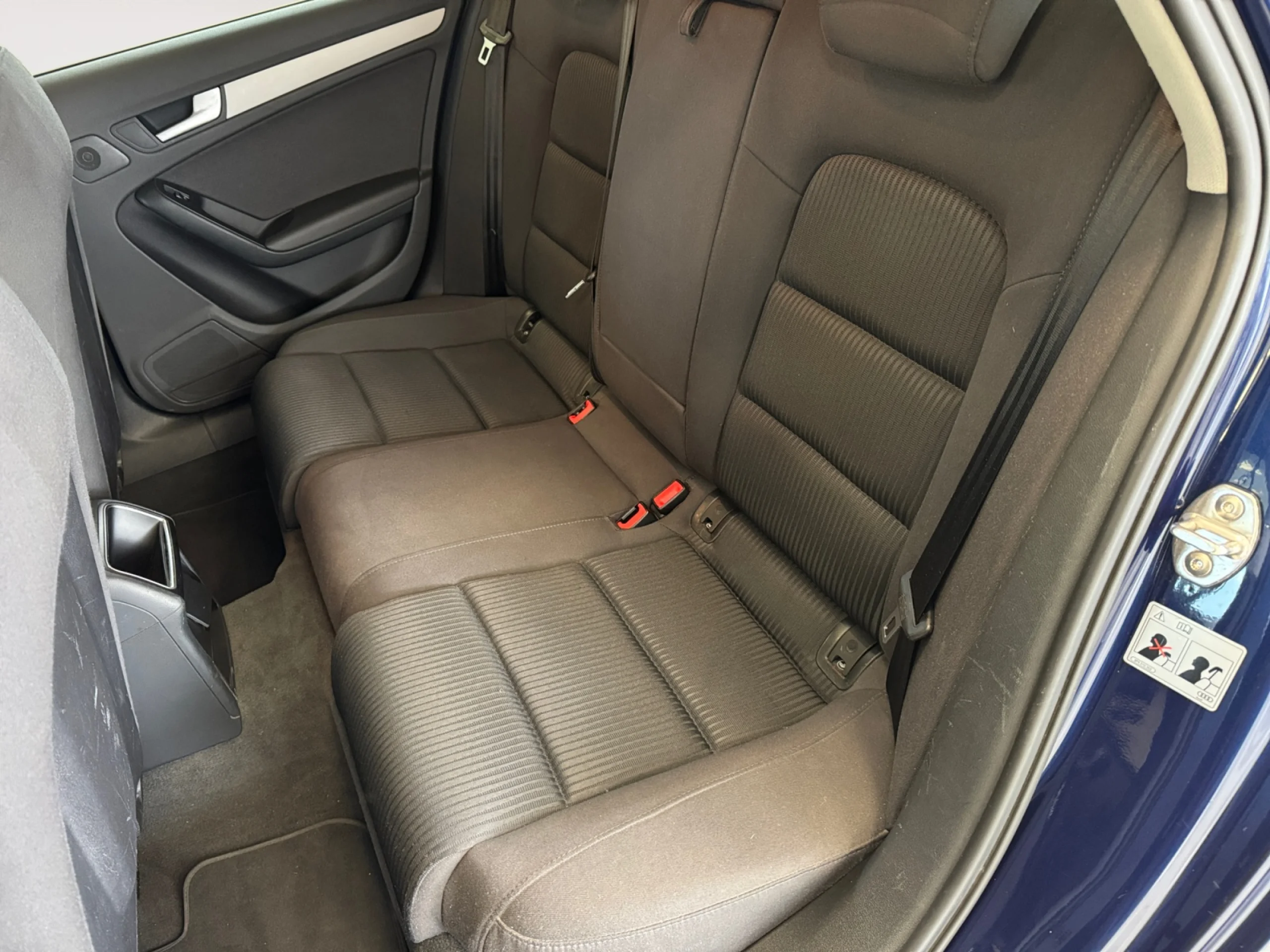 AUDI A4 AVANT 2.0 TDI 150 MULTITR S LINE EDITION - Foto 6