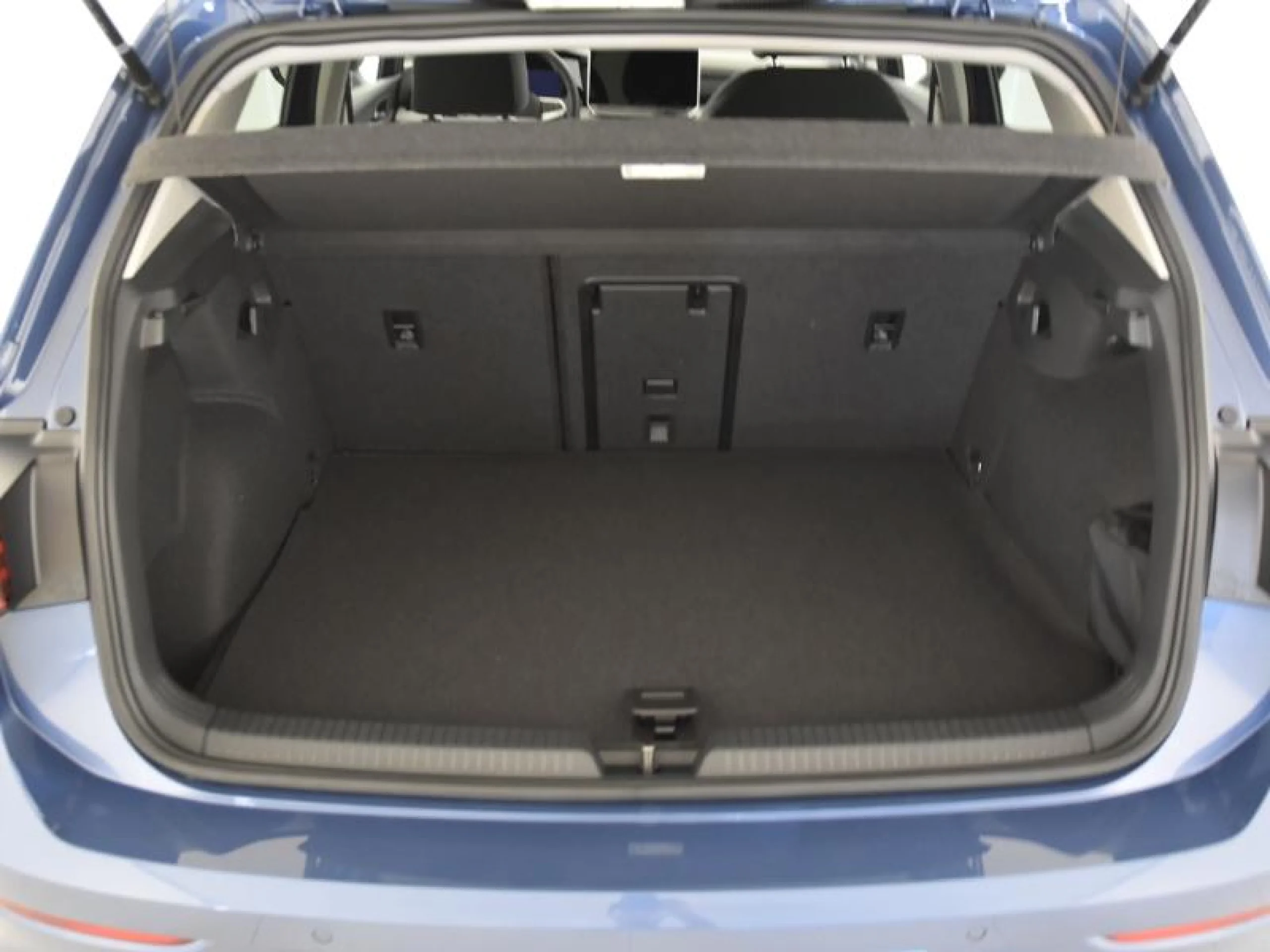 VOLKSWAGEN GOLF GOLF MATCH 1.5 TSI EHYBRID 110 KW (150 CV) / 80 KW (110 CV)  AUTOM TICO DSG 6 VEL. - Foto 7