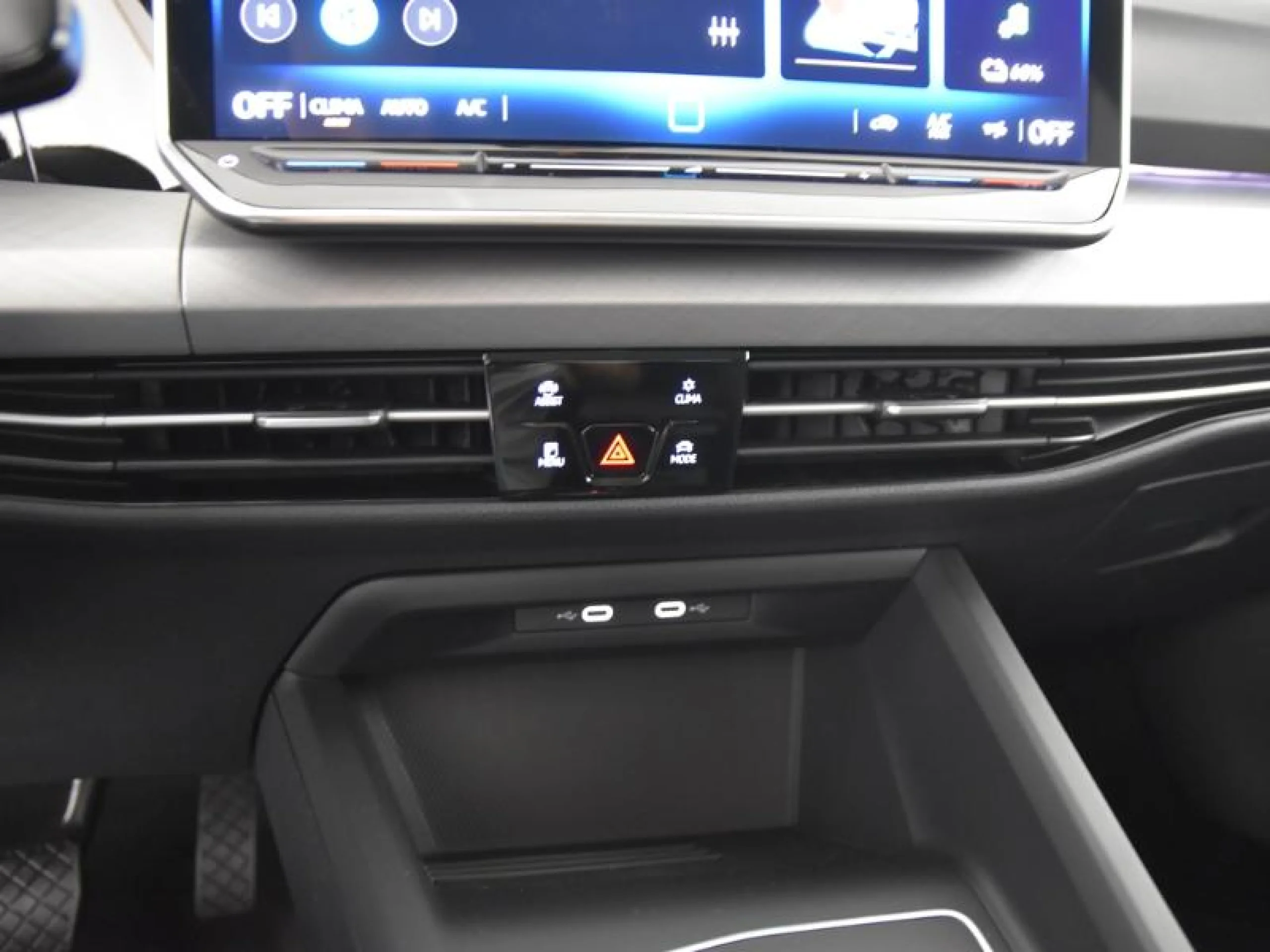 VOLKSWAGEN GOLF GOLF MATCH 1.5 TSI EHYBRID 110 KW (150 CV) / 80 KW (110 CV)  AUTOM TICO DSG 6 VEL. - Foto 11