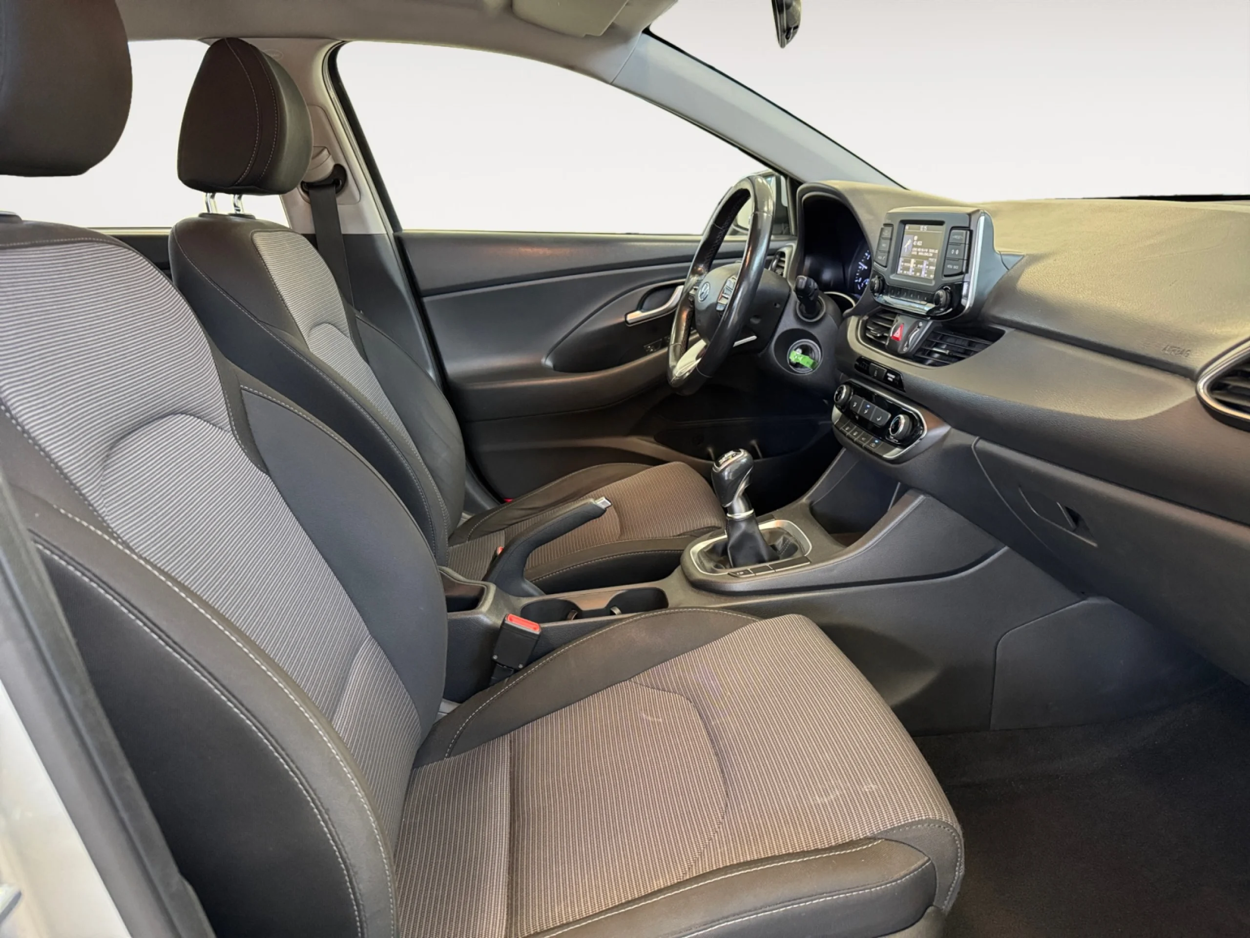 HYUNDAI I30 1.0 TGDI KLASS - Foto 5