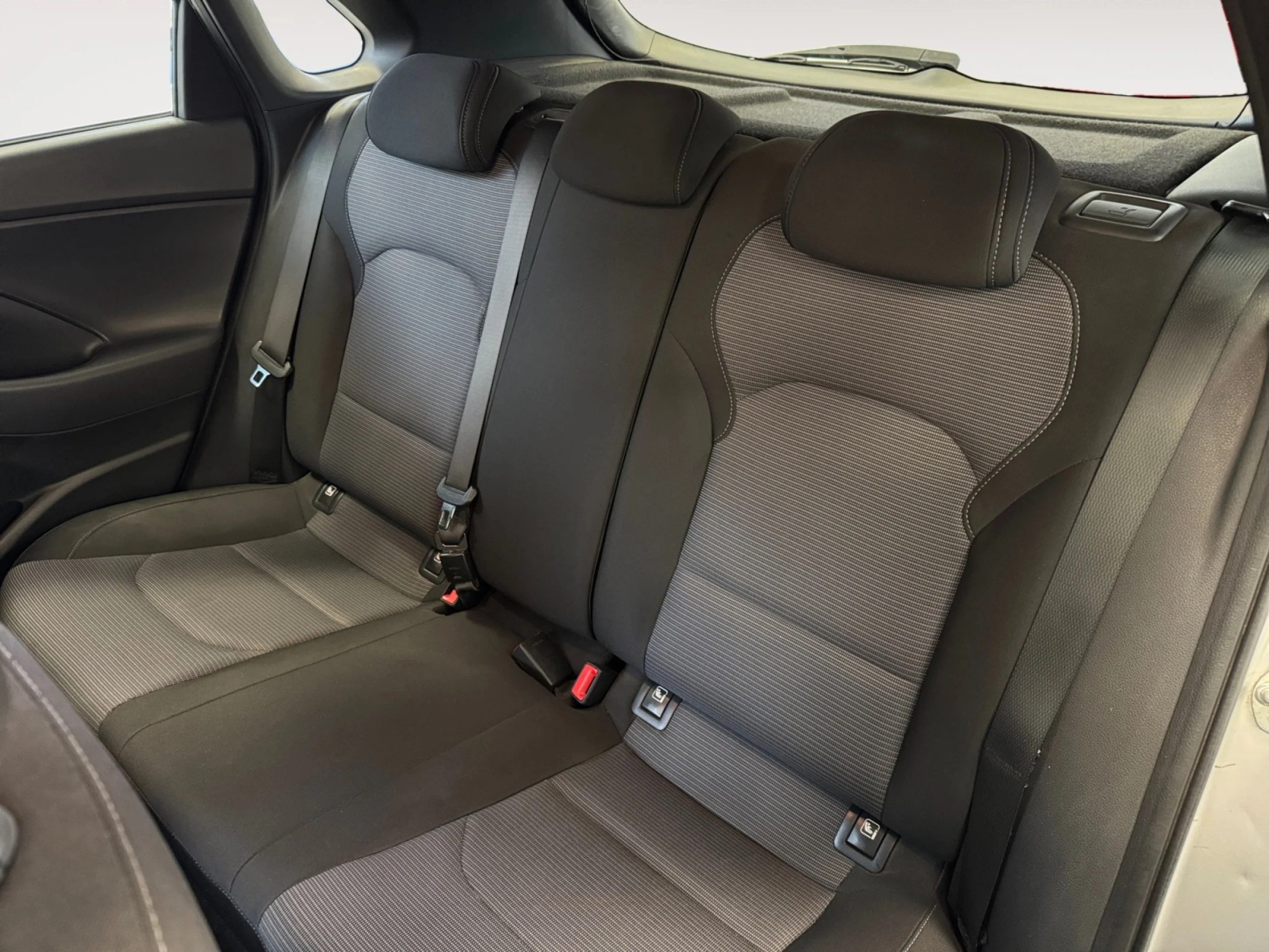 HYUNDAI I30 1.0 TGDI KLASS - Foto 6