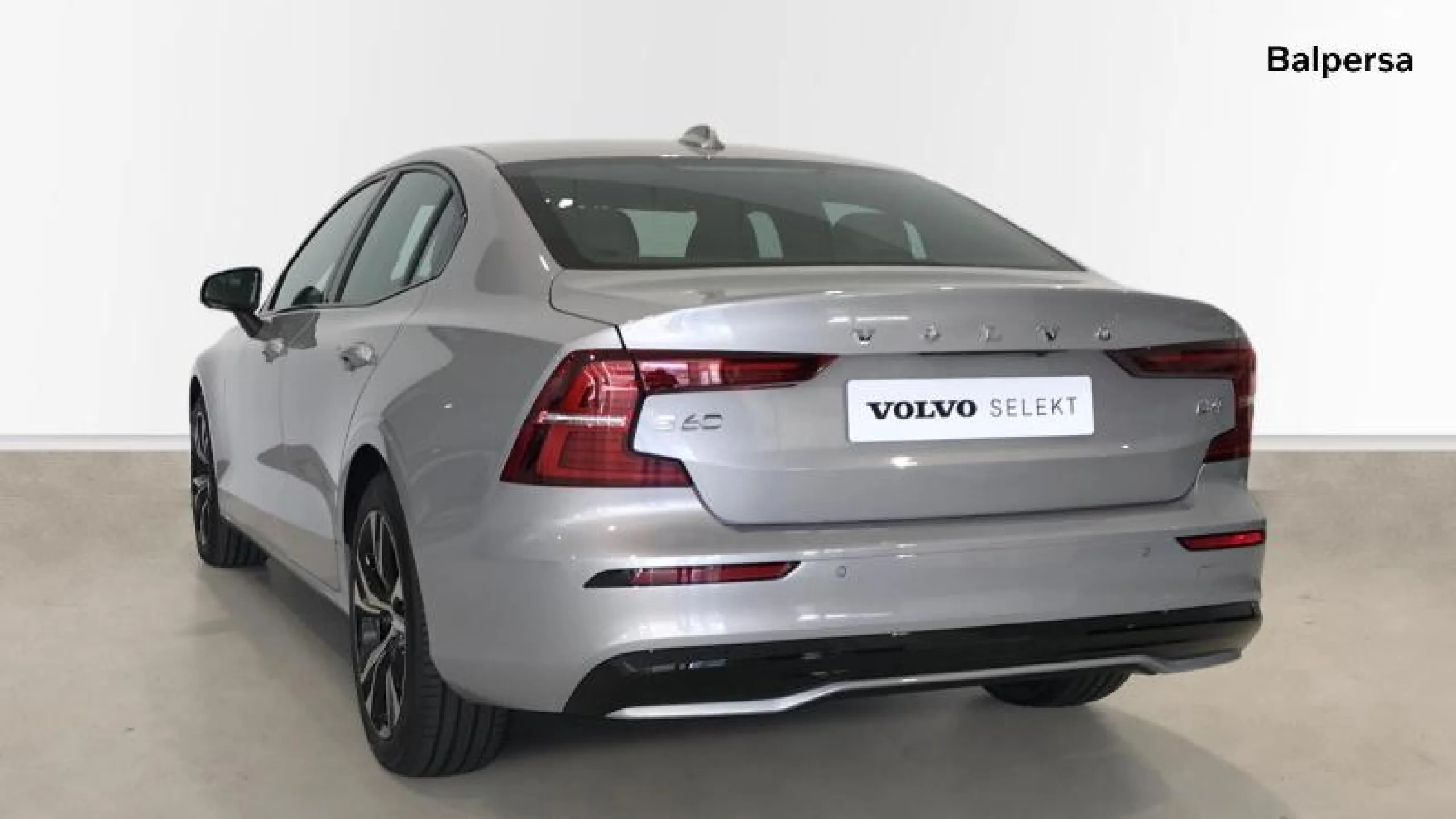VOLVO S60 B4(G) FWD PLUS DARK AUTO - Foto 2