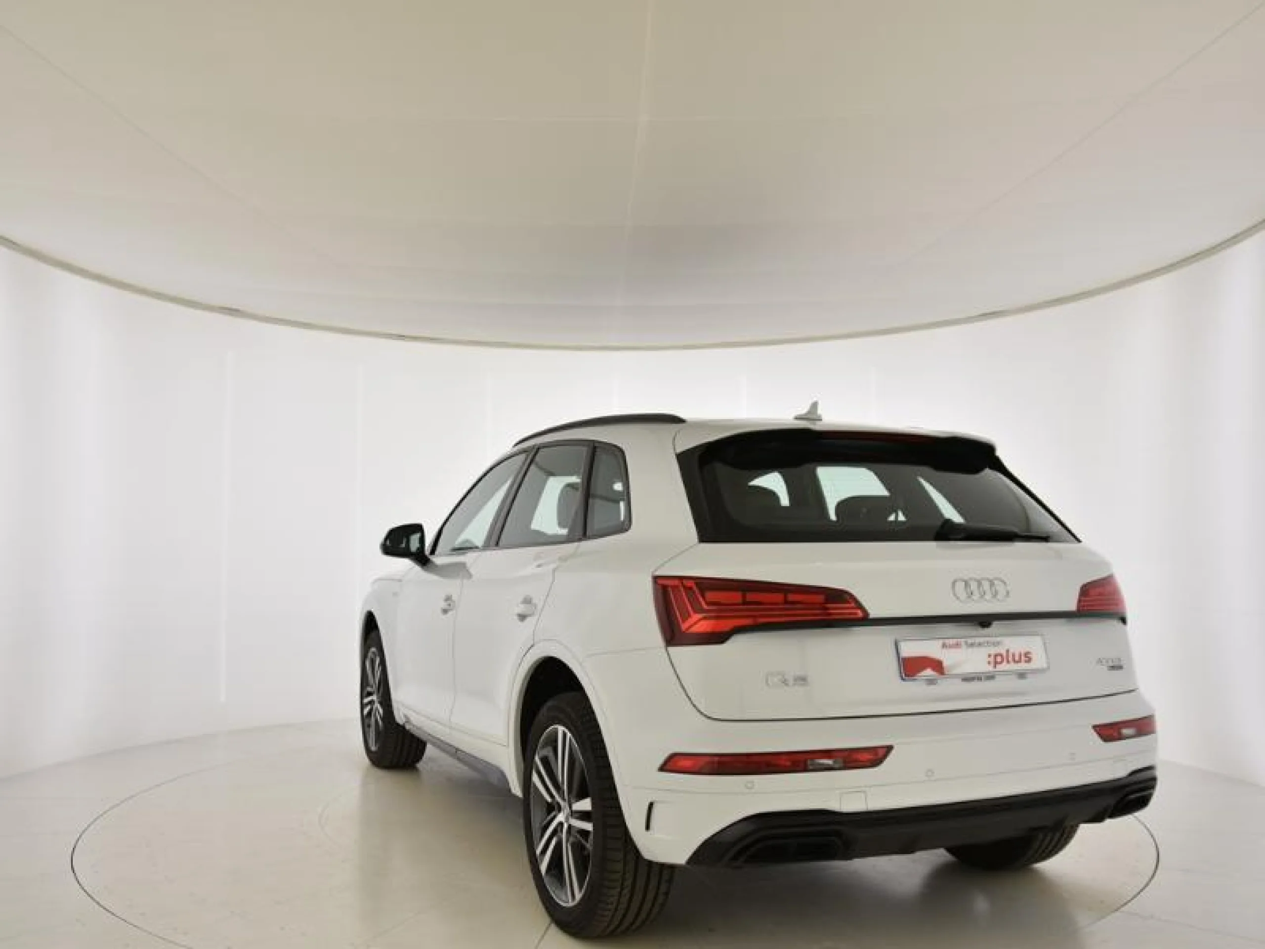 AUDI Q5 BLACK LINE 40 TDI 150KW QUATTRO S TRONIC - Foto 2