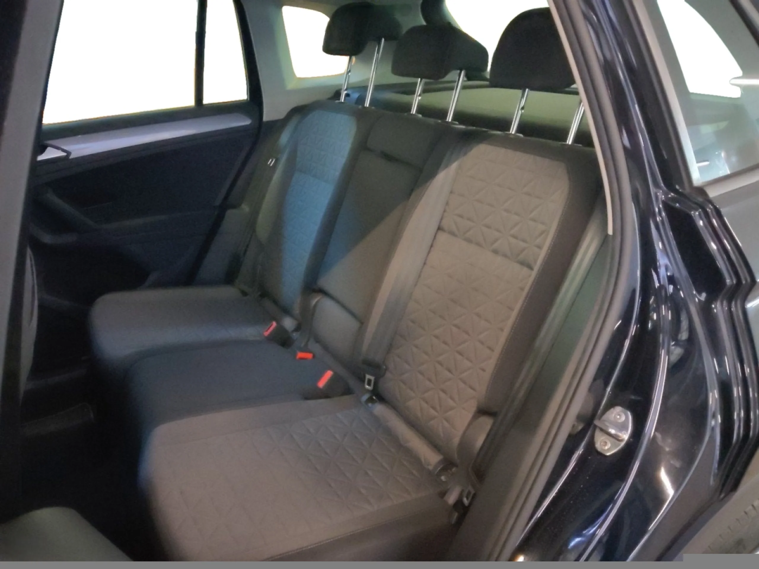 VOLKSWAGEN TIGUAN LIFE 1.4 TSI EHYBRID 180KW (245CV) DSG - Foto 4