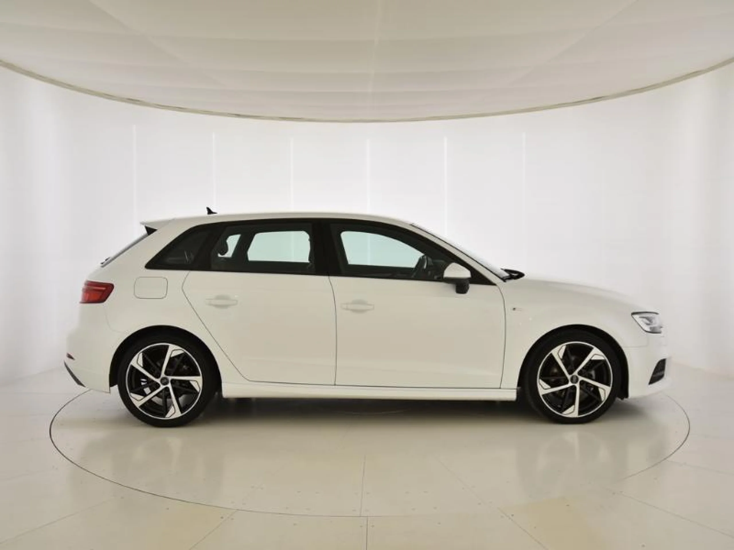 AUDI A3 SPORTBACK ALL IN EDION 30 TDI 85KW - Foto 3