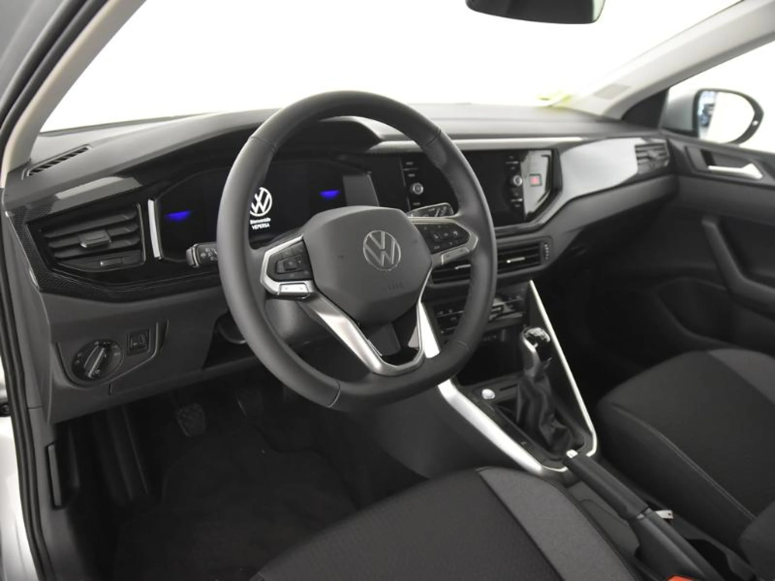 VOLKSWAGEN TAIGO ··MÁS·· 1.0 TSI 85KW (115CV) - Foto 9