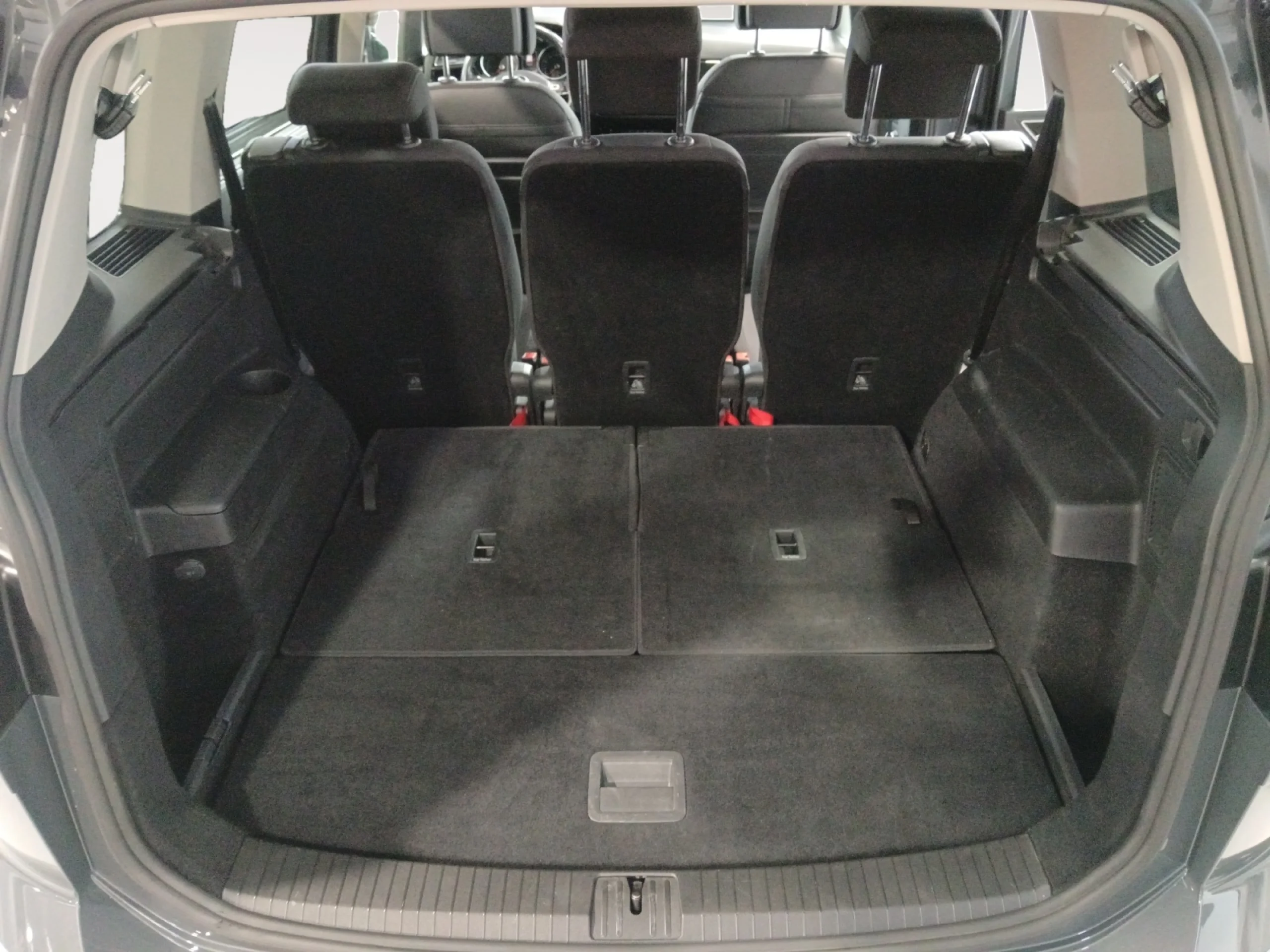 VOLKSWAGEN TOURAN SPORT 2.0 TDI 110KW (150CV) DSG - Foto 7