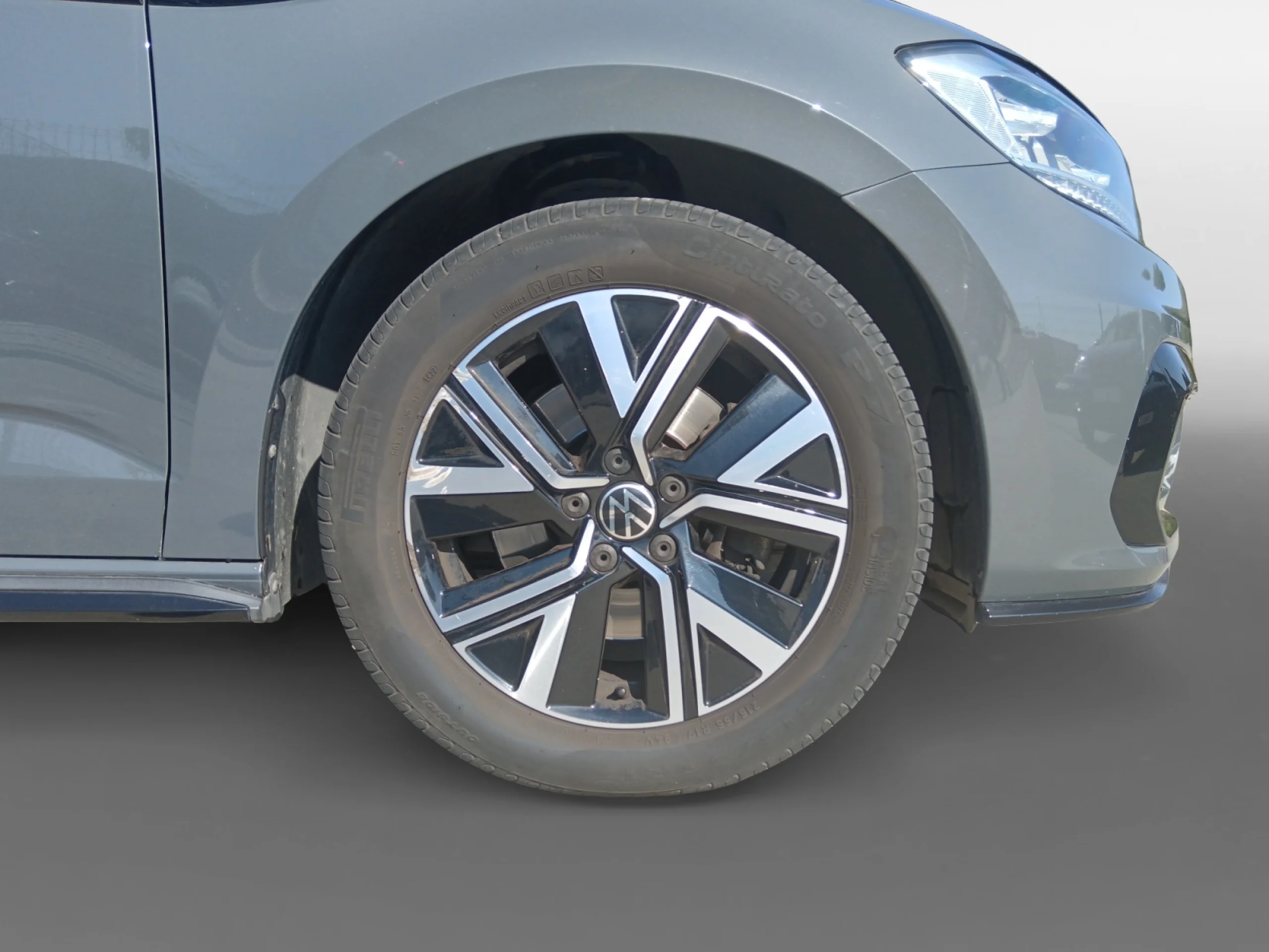 VOLKSWAGEN TOURAN SPORT 2.0 TDI 110KW (150CV) DSG - Foto 8