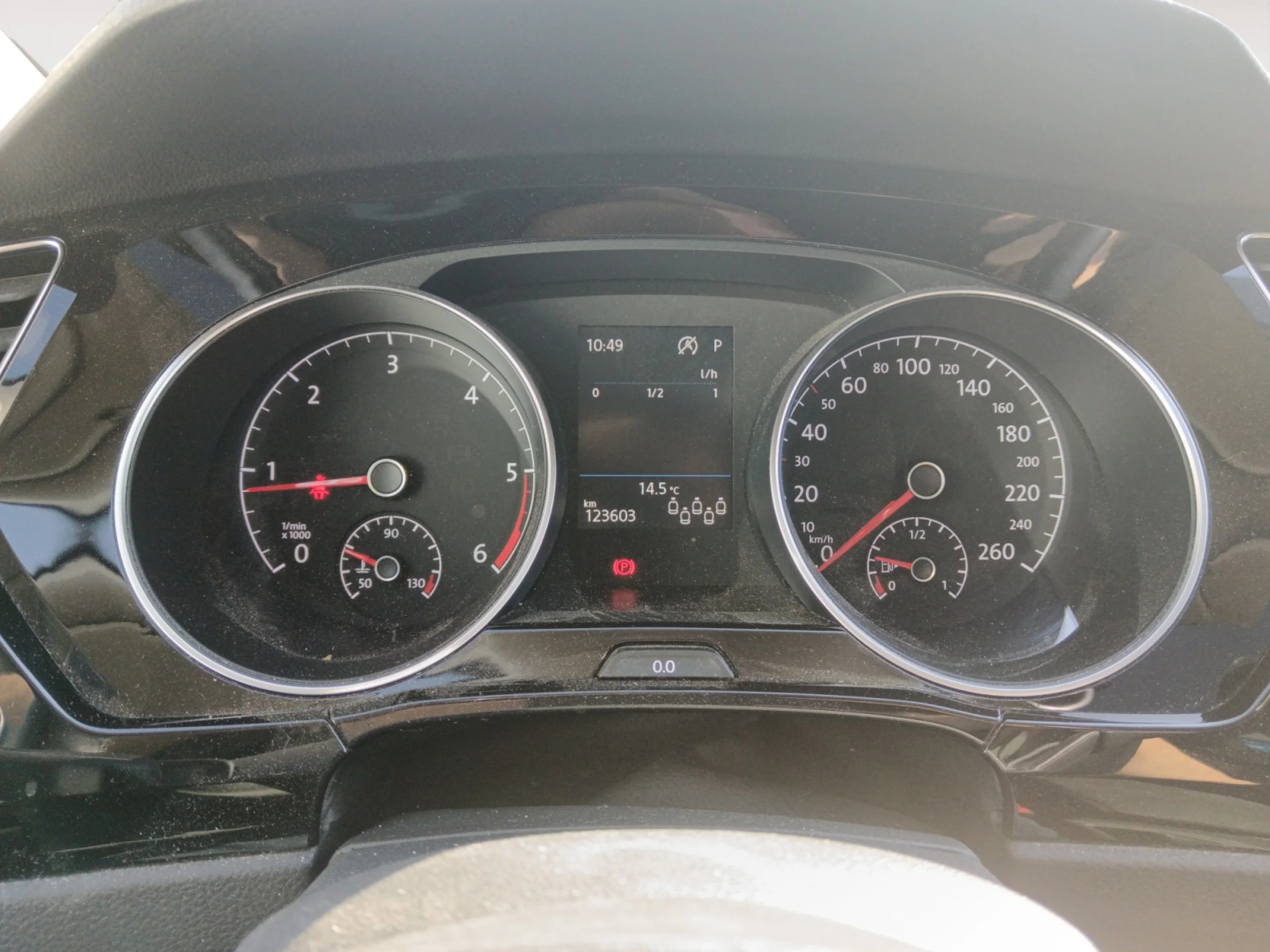 VOLKSWAGEN TOURAN SPORT 2.0 TDI 110KW (150CV) DSG - Foto 10