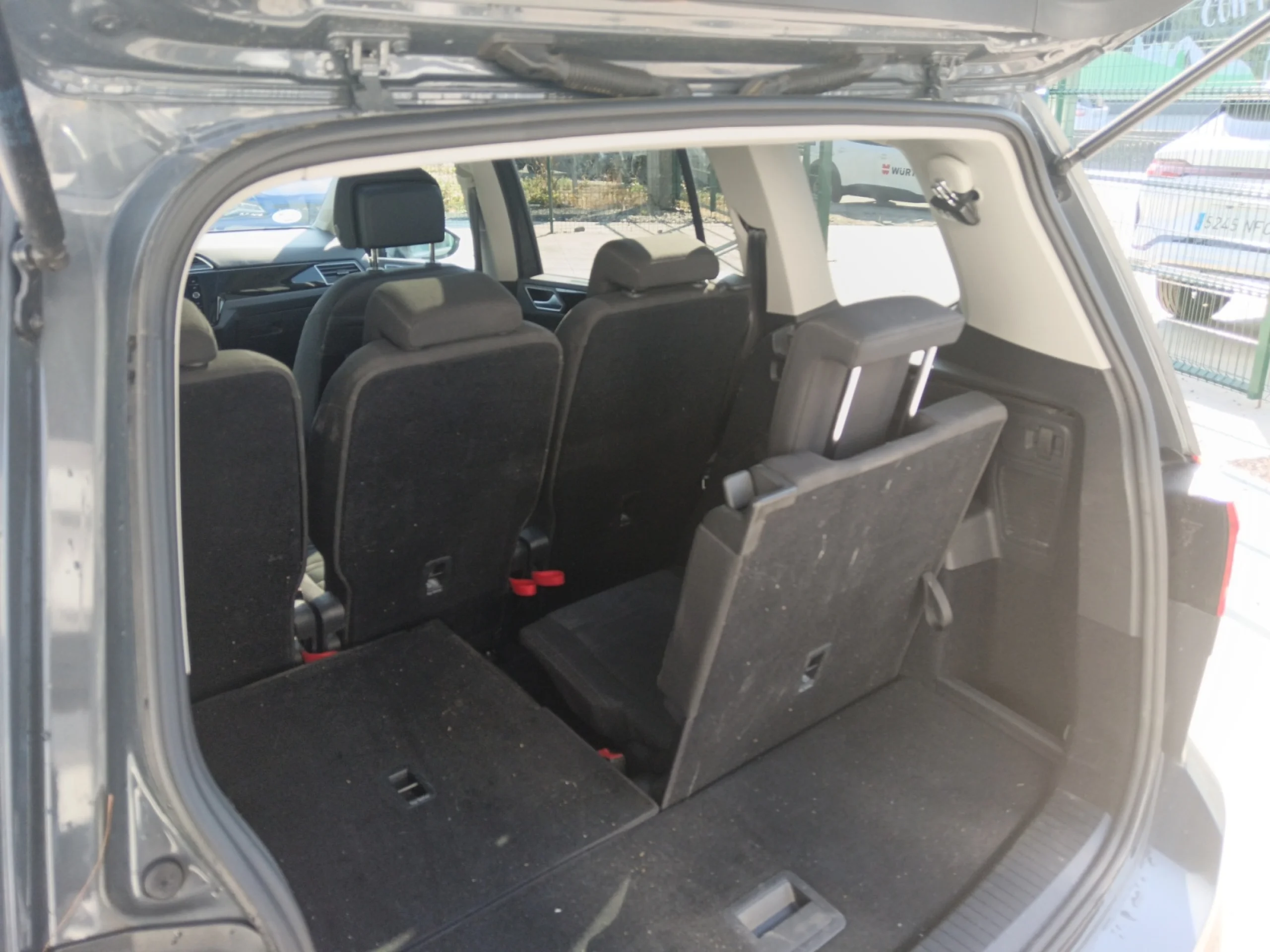 VOLKSWAGEN TOURAN SPORT 2.0 TDI 110KW (150CV) DSG - Foto 16