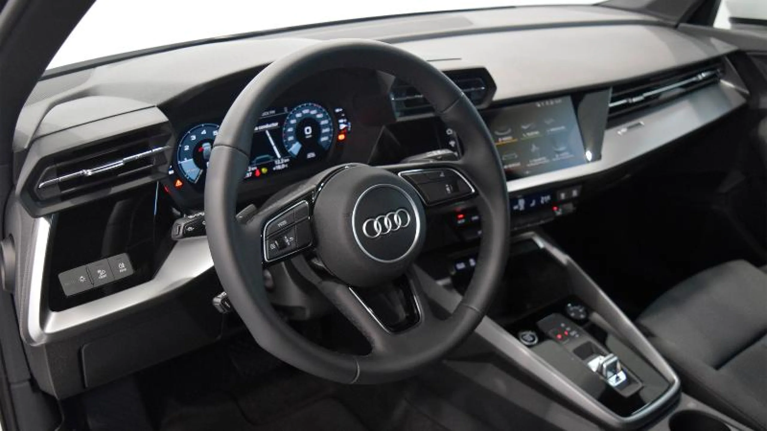 AUDI A3 SPORTBACK S LINE 30 TFSI 81KW S TRONIC - Foto 9