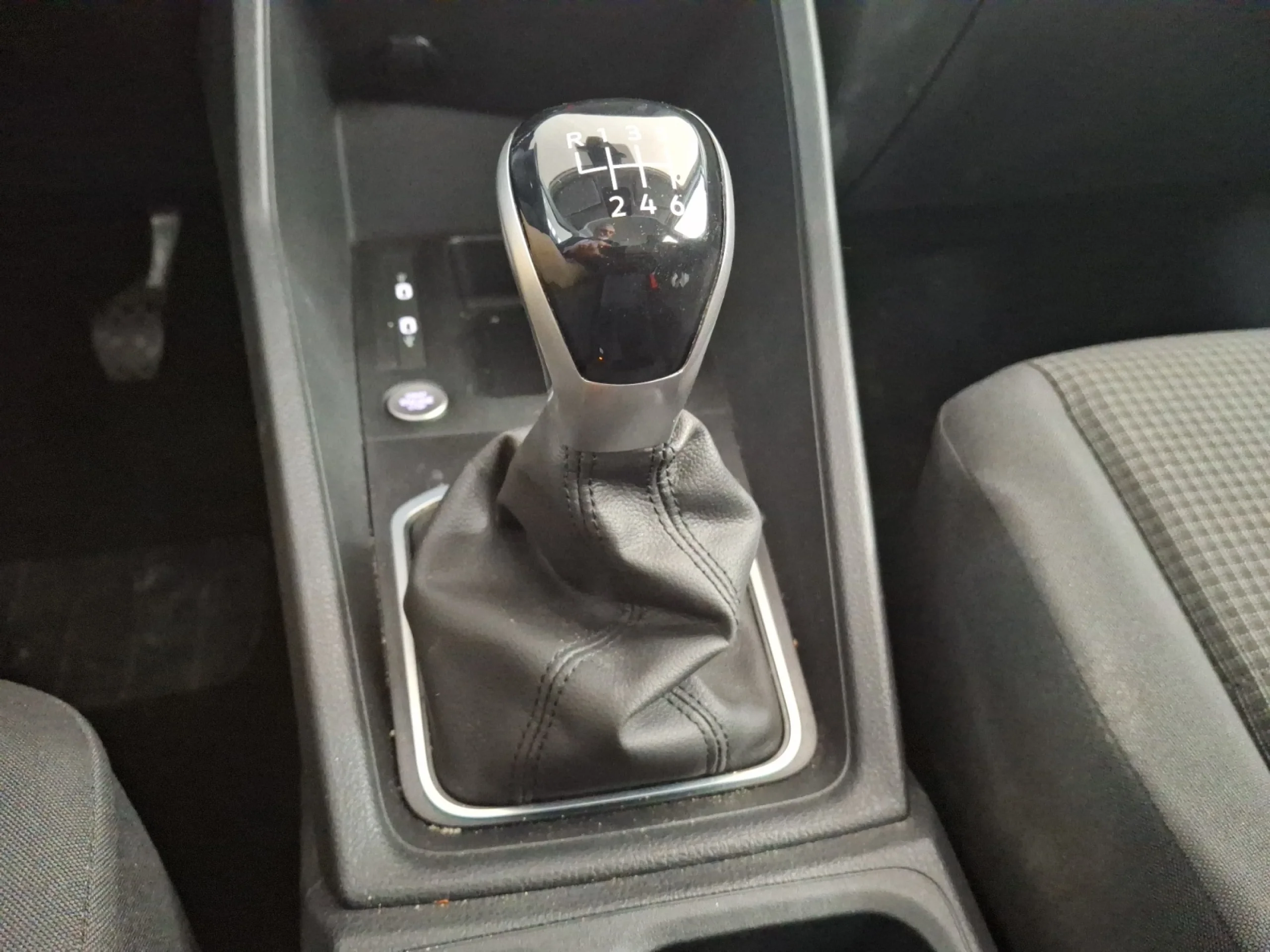 VOLKSWAGEN CADDY MAXI ORIGIN 2.0 TDI 75KW (102CV) - Foto 14