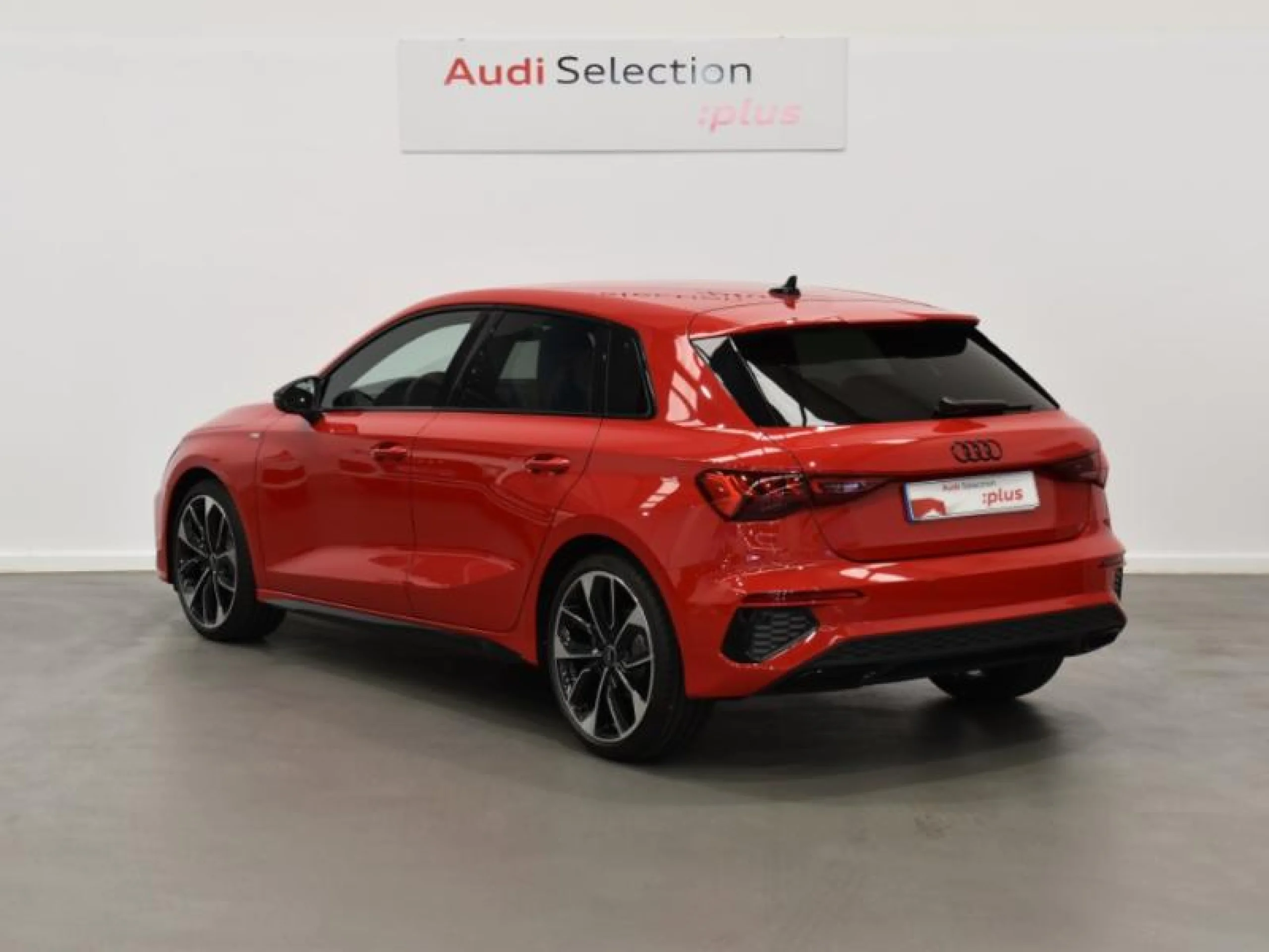 AUDI A3 SPORTBACK BLACK LINE 35 TDI 110KW(150CV) - Foto 2