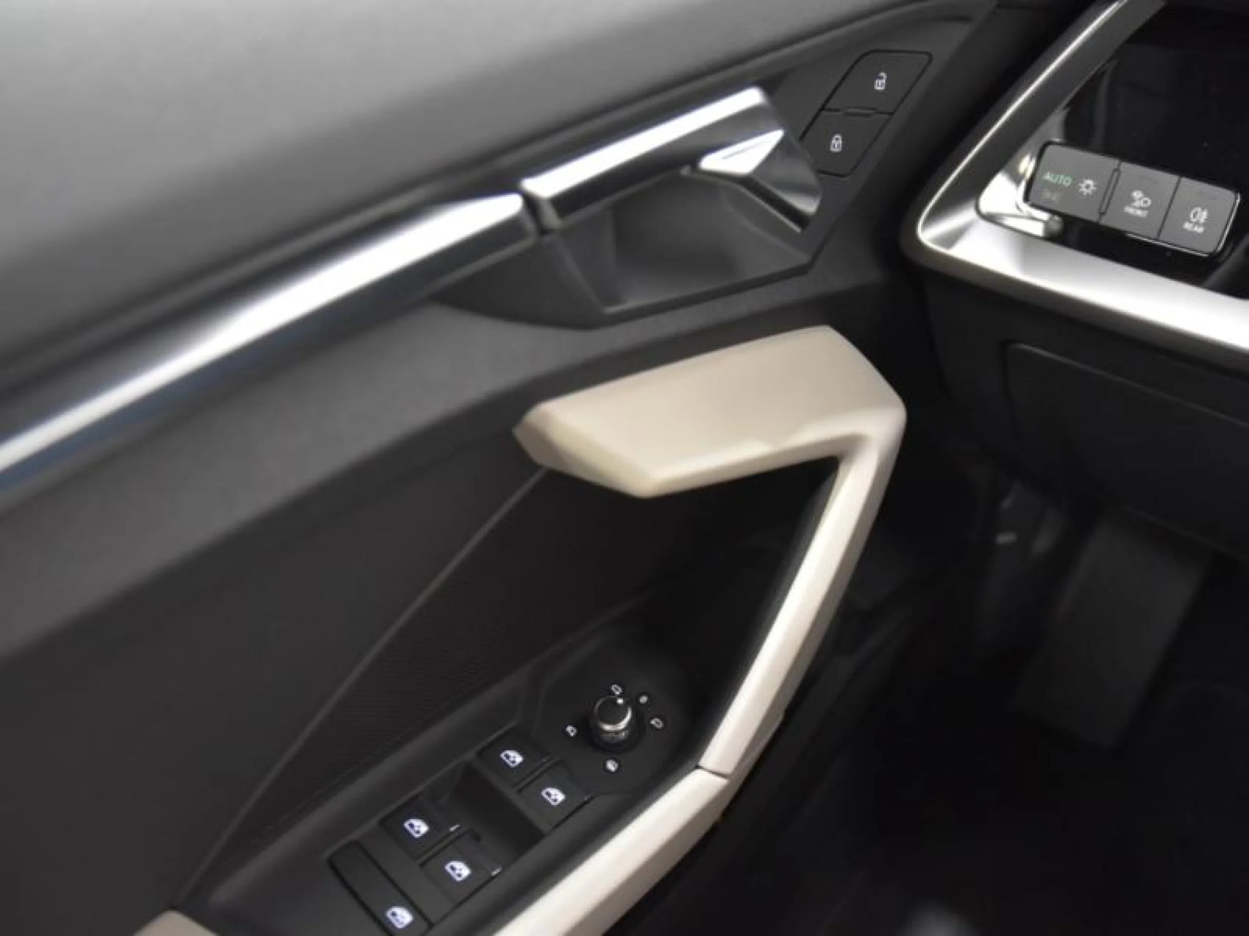AUDI A3 SPORTBACK BLACK LINE 35 TDI 110KW(150CV) - Foto 16