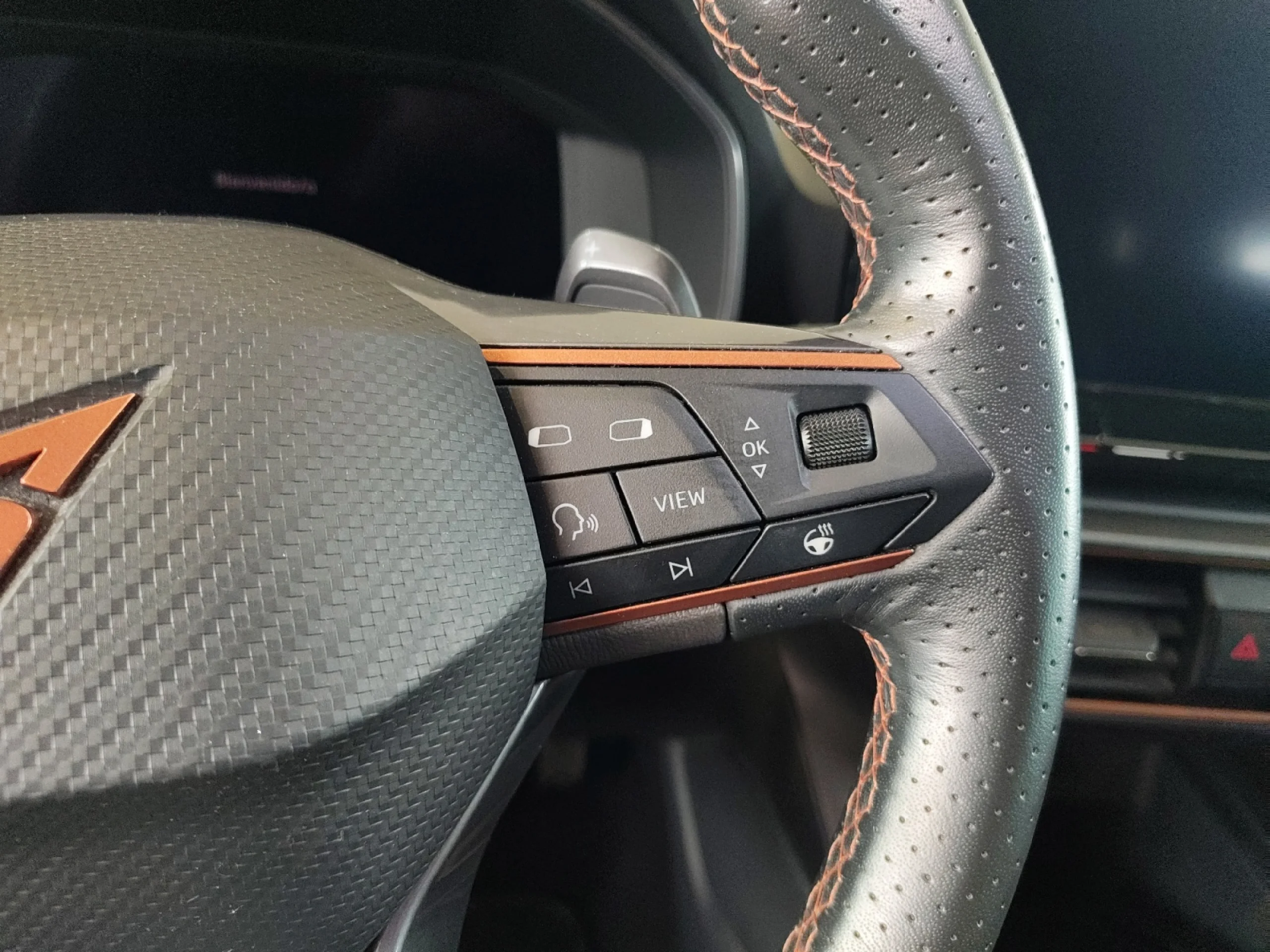 CUPRA LEON 1.5 ETSI 110KW (150CV) DSG - Foto 12