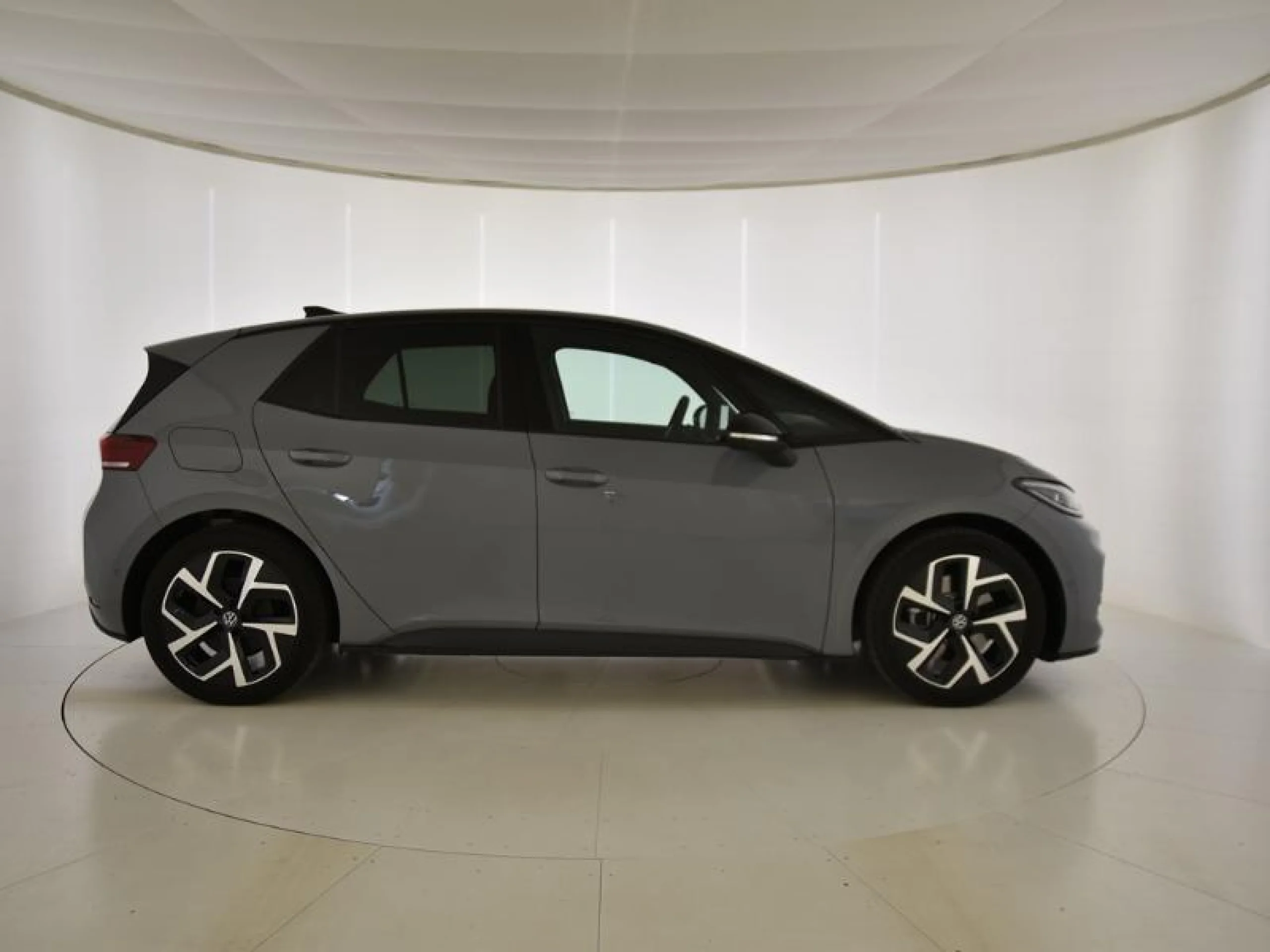 VOLKSWAGEN ID.3 ID.3 NEO STYLE   125 KW (170 CV) 50 KWH AUTOMÁTICO 1 VEL. - Foto 3