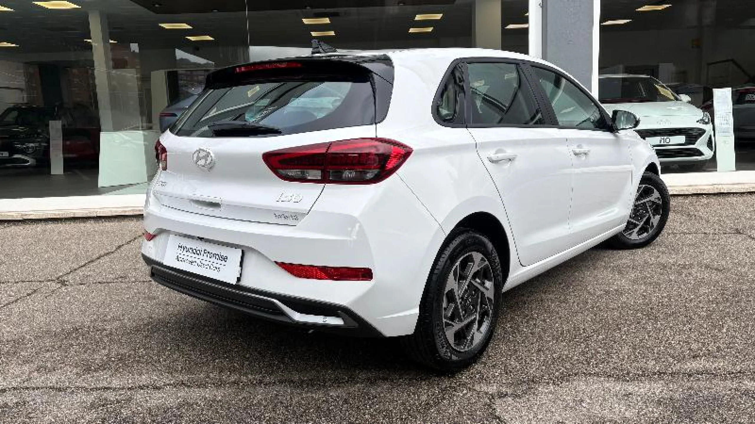HYUNDAI I30 1.0 TGDI 48V KLASS - Foto 7