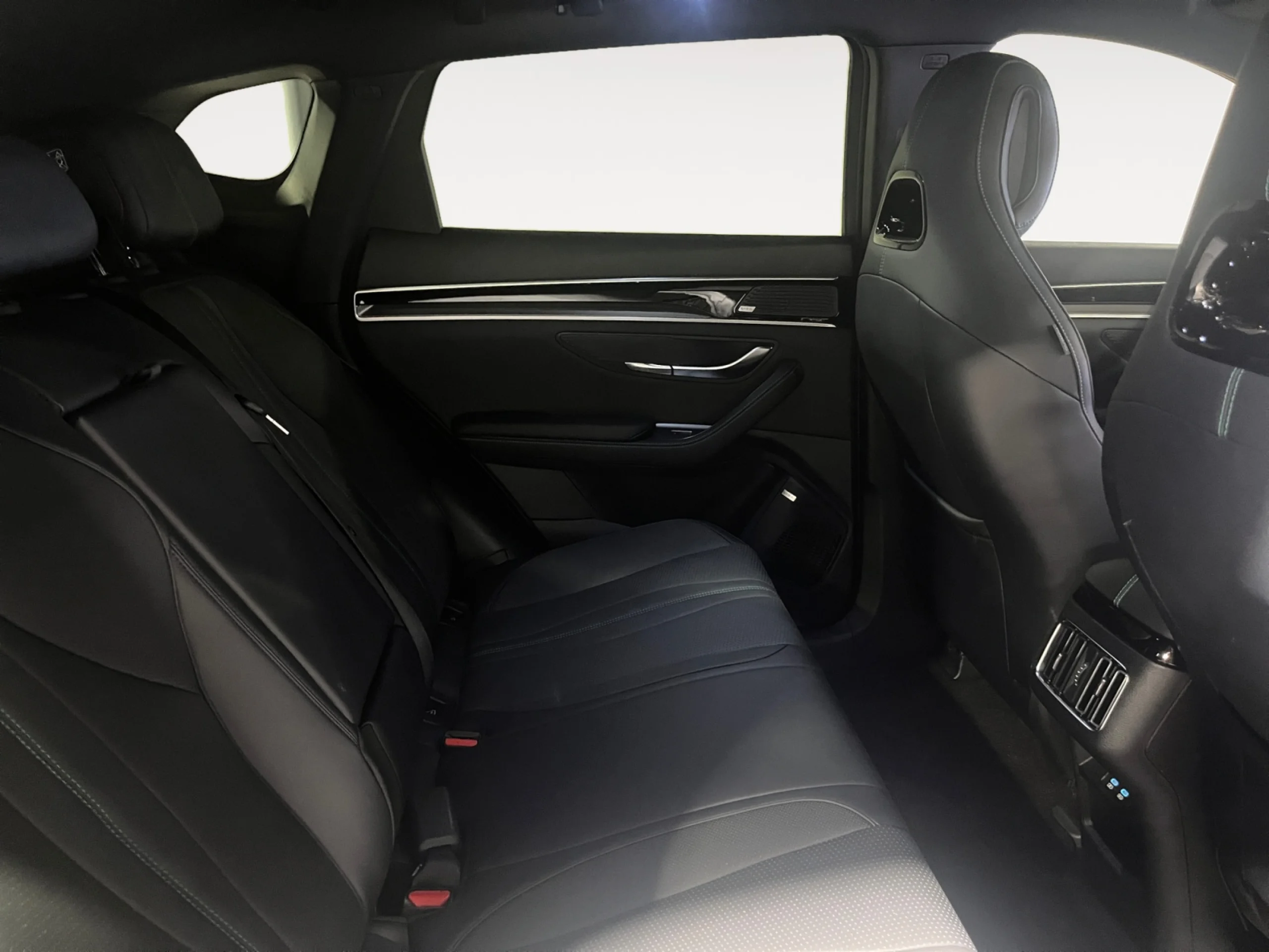 BYD SEAL U DM I 1.5 DM I COMFORT - Foto 6