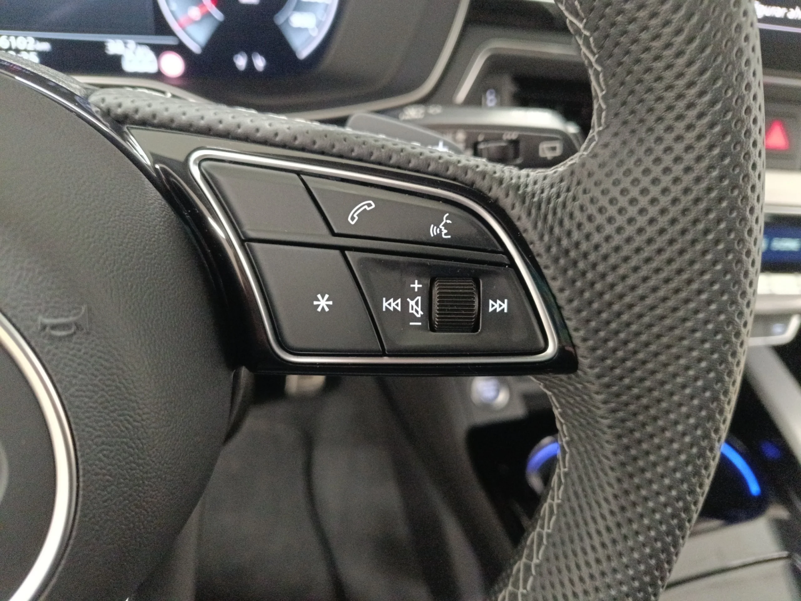 AUDI A4 AVANT BLACK LINE 35 TDI 120KW S TRONIC - Foto 10