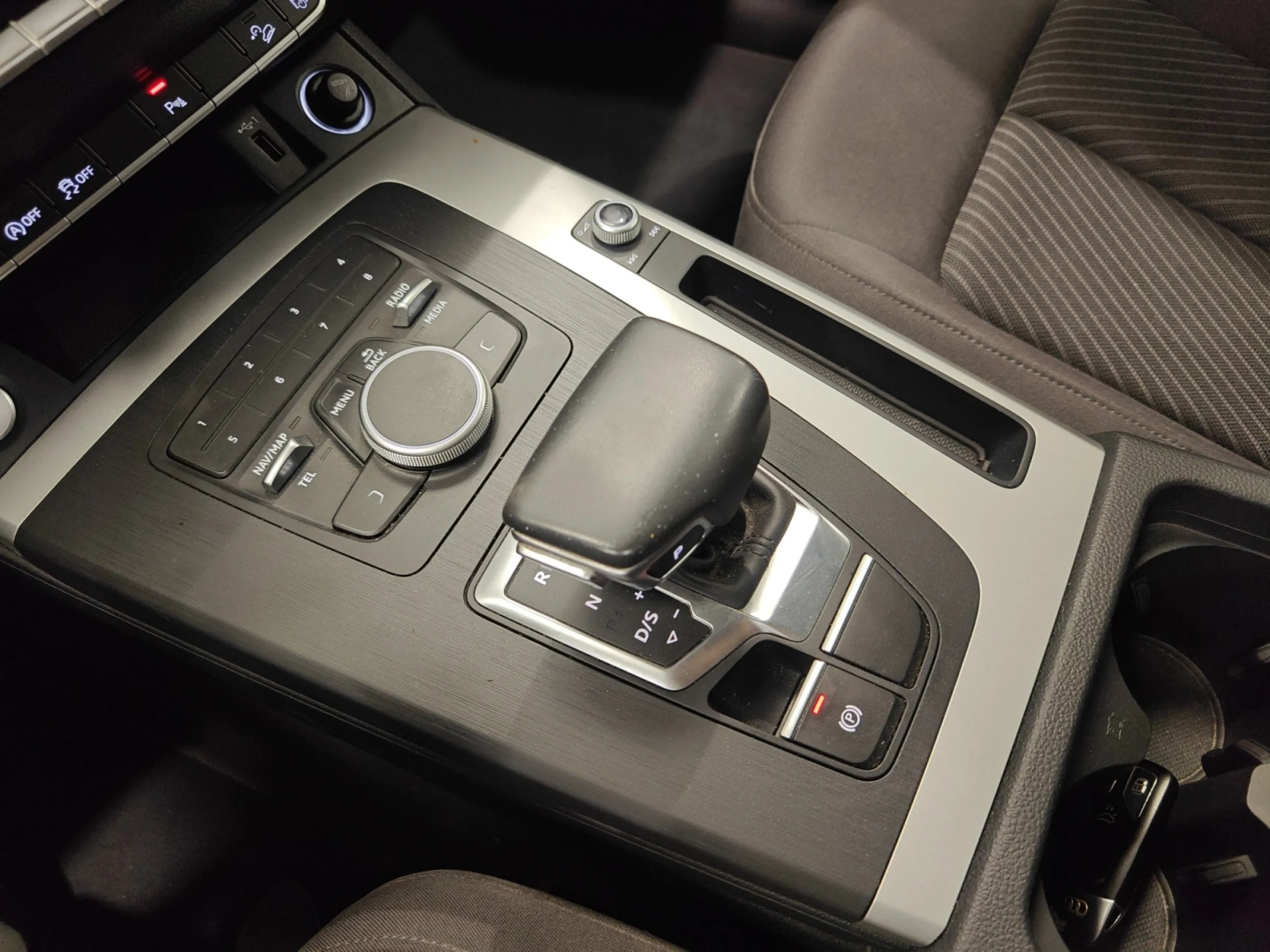 AUDI Q5 ADVANCED 35 TDI 120KW QUATTRO S TRONIC - Foto 17