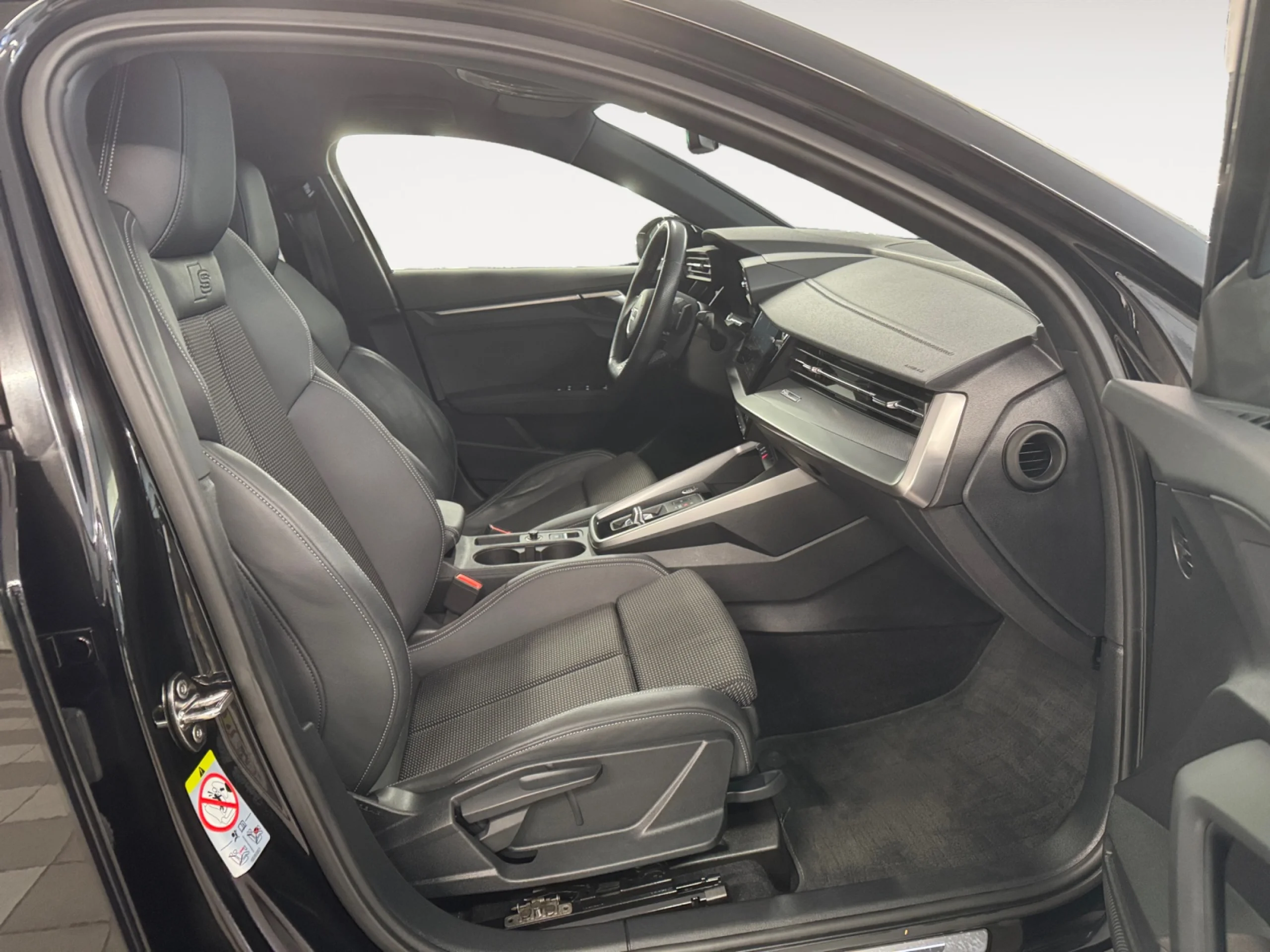 AUDI A3 SPORTBACK ADVANCED 35 TFSI 110KW (150CV) - Foto 5