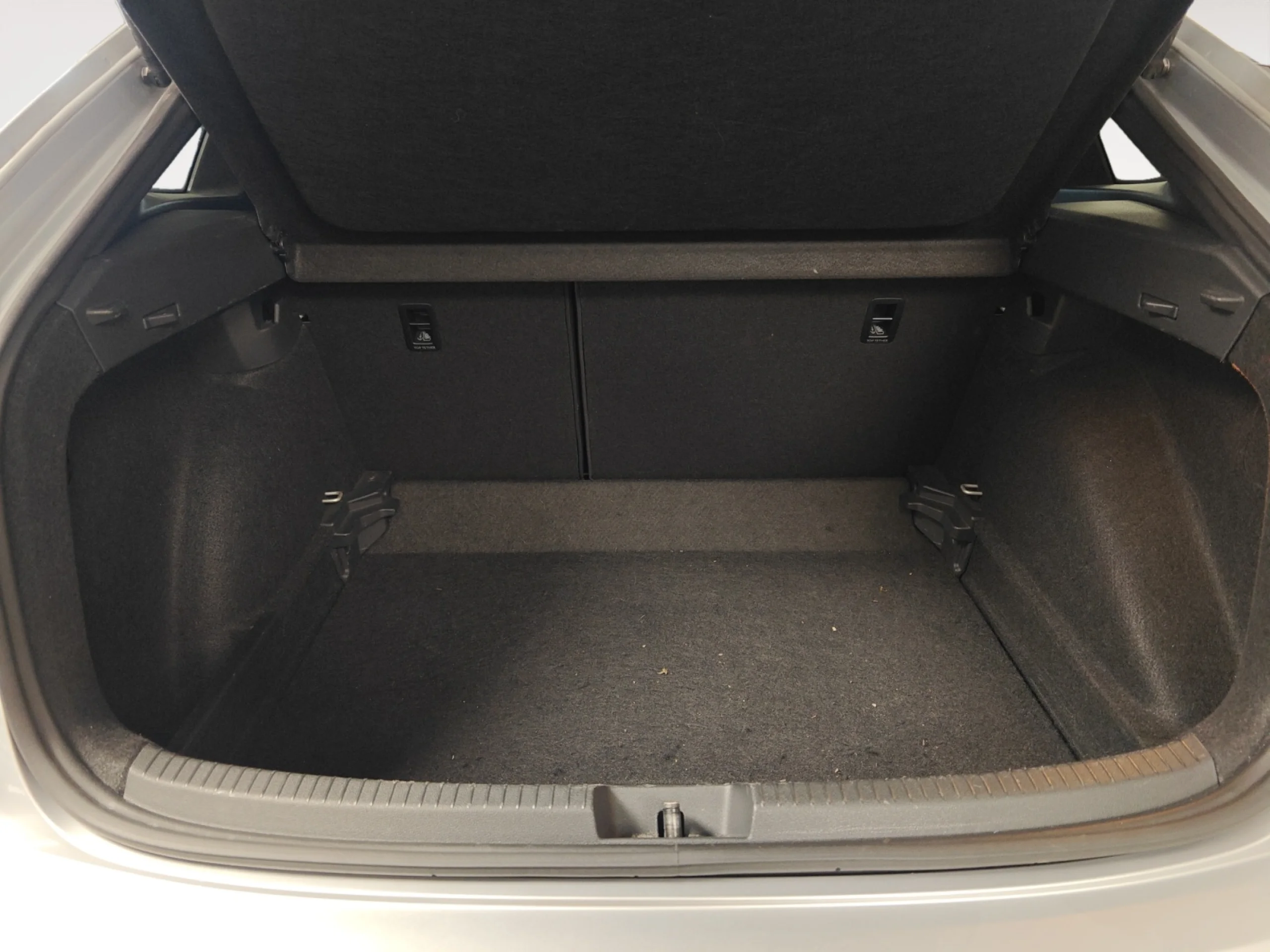 VOLKSWAGEN TAIGO R LINE 1.0 TSI 81KW (110CV) - Foto 7