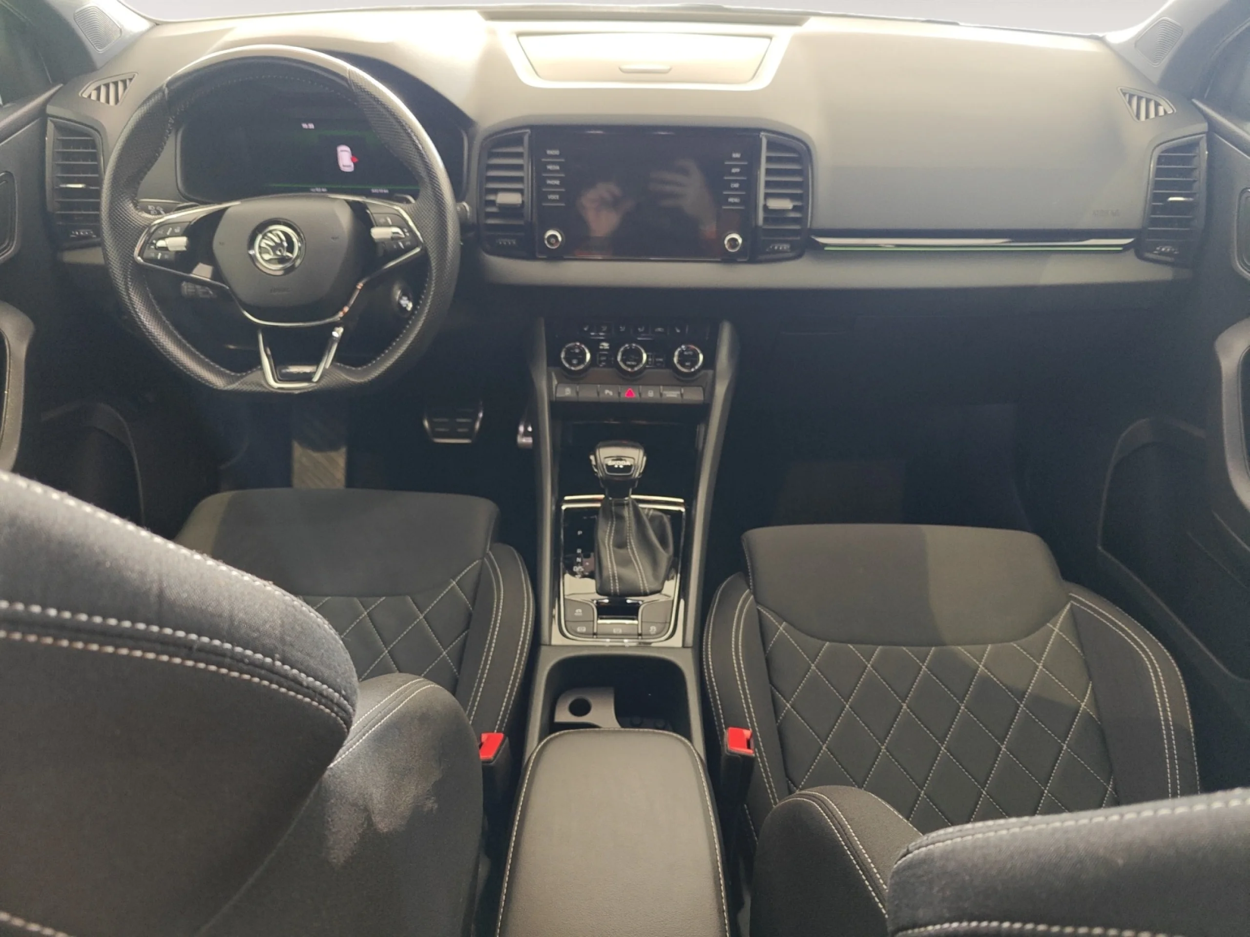 SKODA KAROQ 1.5 TSI 110KW (150CV) DSG ACT SPORTLINE - Foto 4