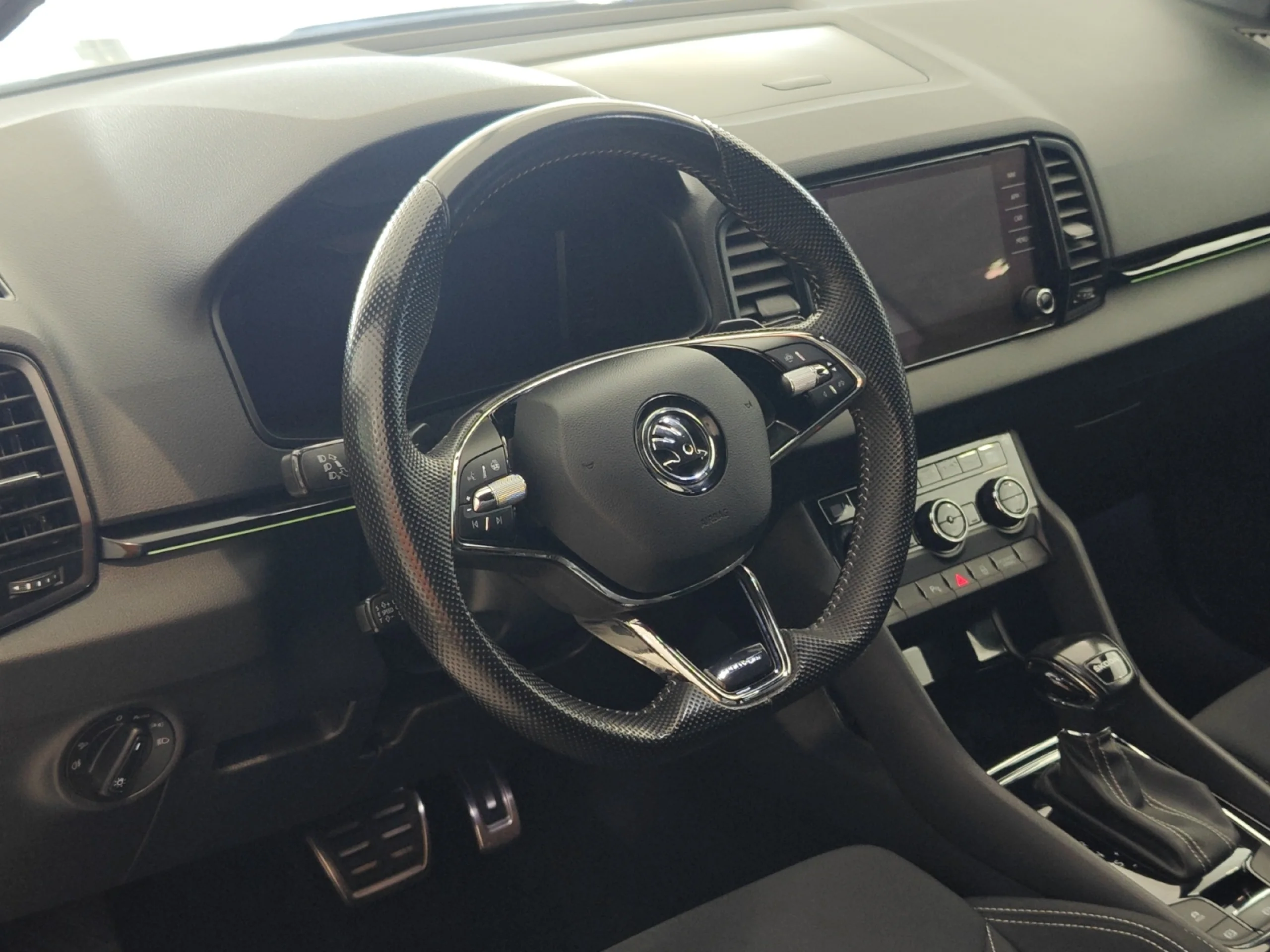 SKODA KAROQ 1.5 TSI 110KW (150CV) DSG ACT SPORTLINE - Foto 9