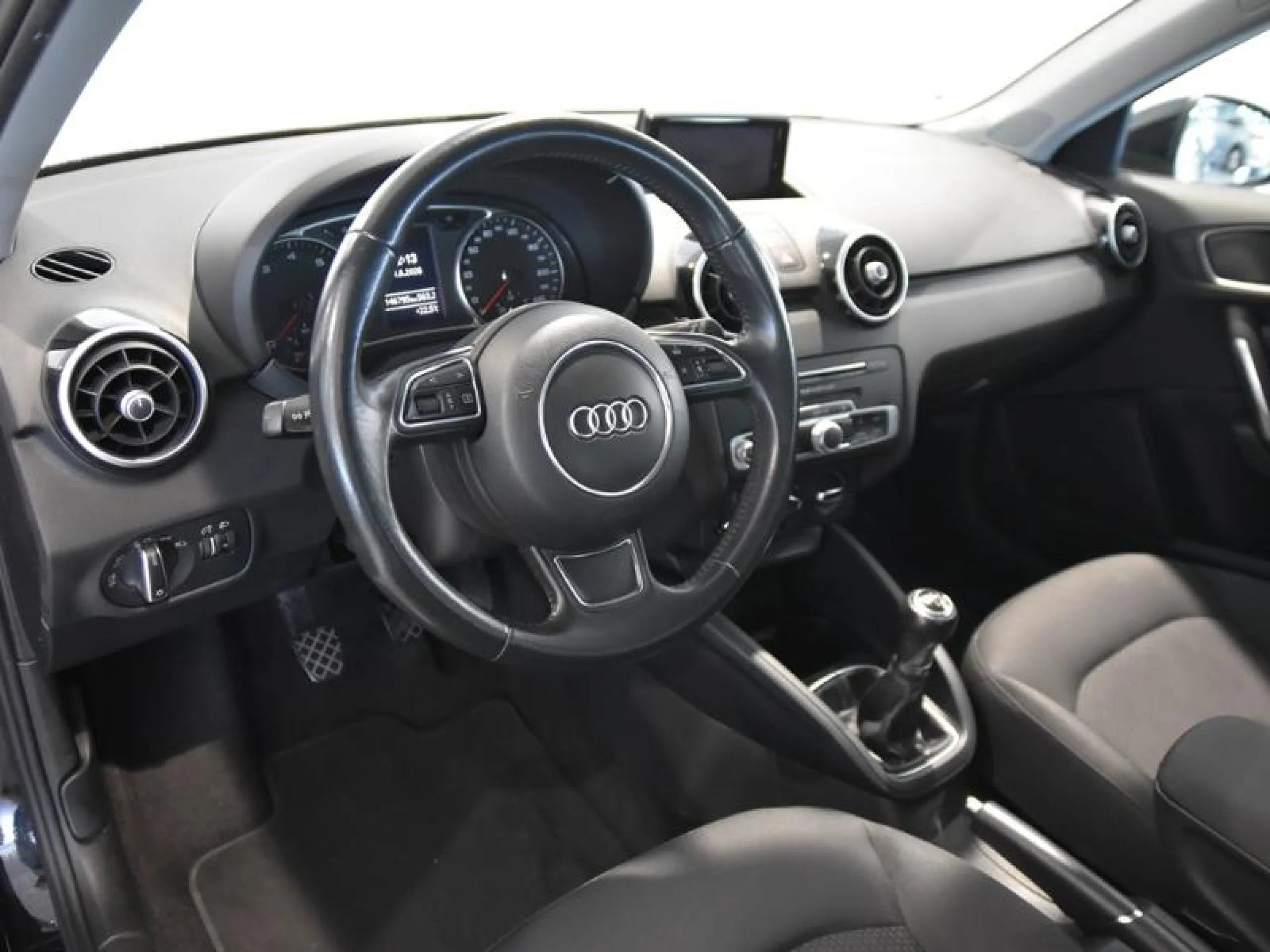 AUDI A1 SPORTBACK 1.4 TFSI 125CV ADRENALIN - Foto 9