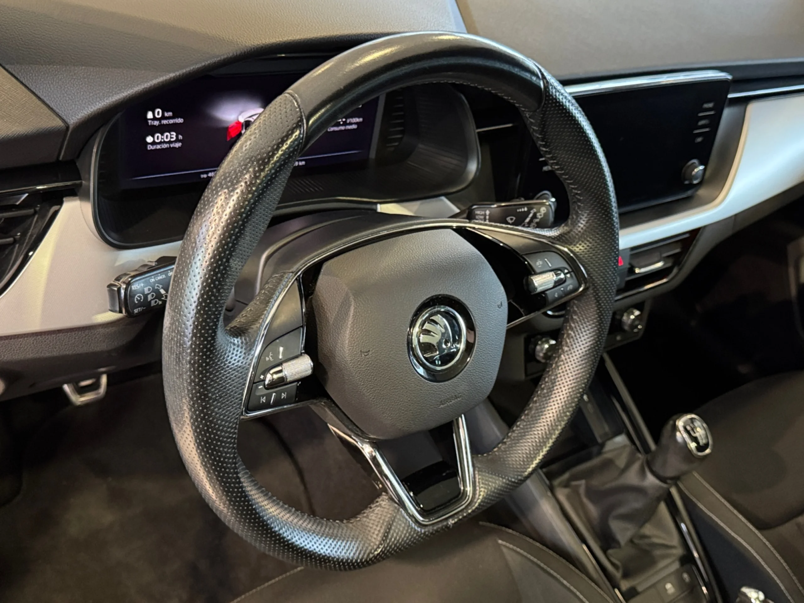 SKODA KAMIQ 1.0 TSI 81KW (110CV) DSG SPORT - Foto 9