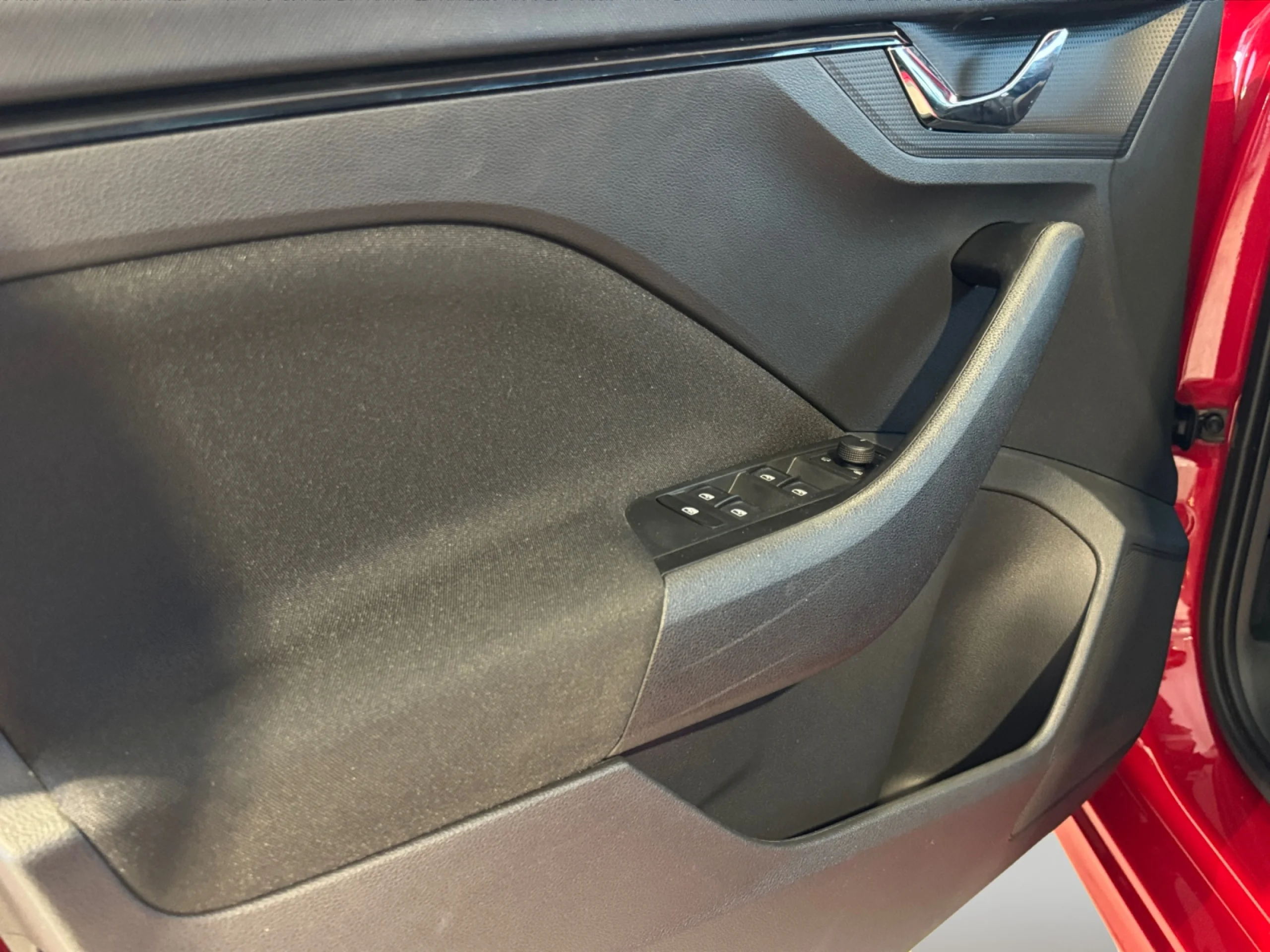 SKODA KAMIQ 1.0 TSI 81KW (110CV) DSG SPORT - Foto 16