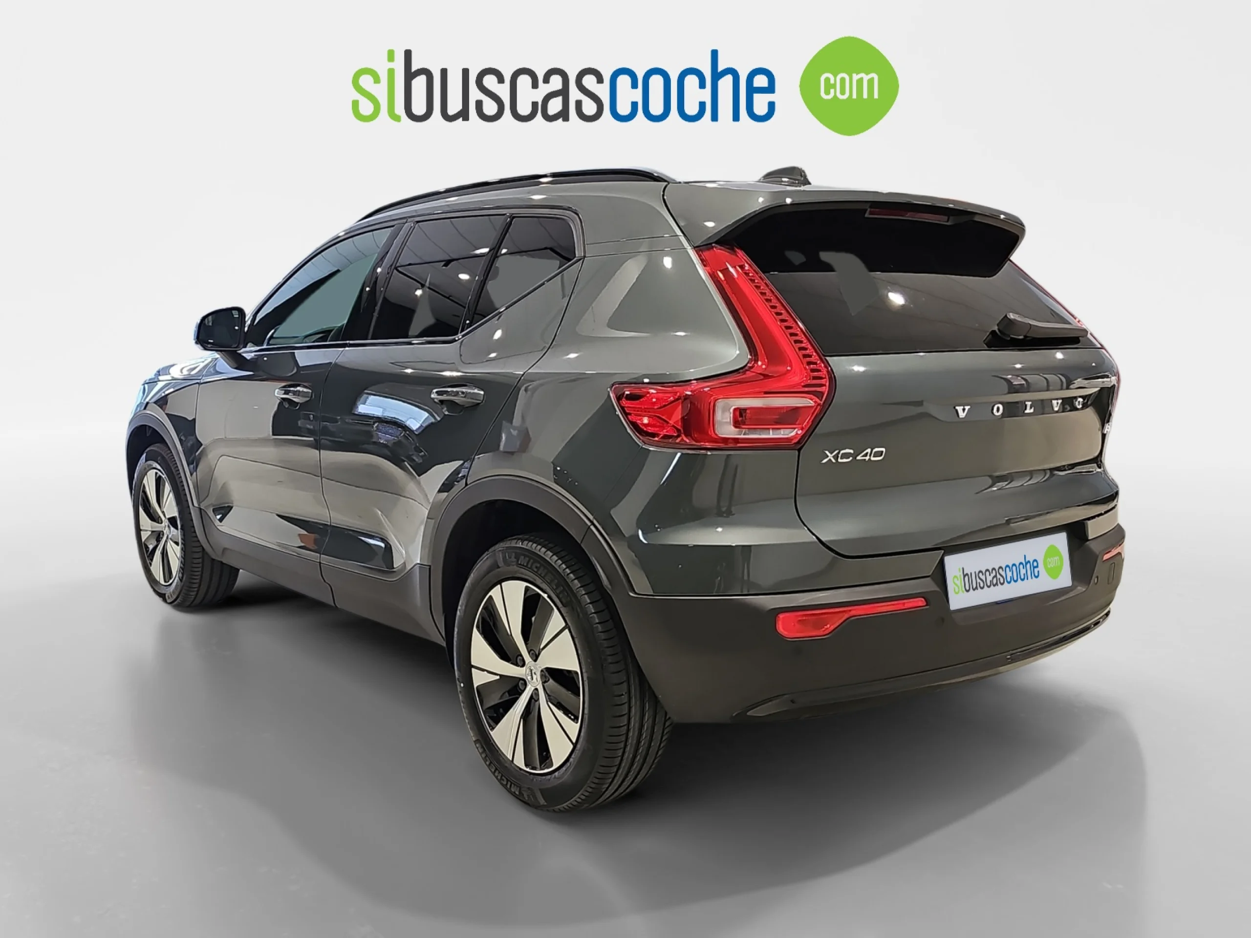 VOLVO XC40 2.0 B3 G PLUS DARK AUTO - Foto 2