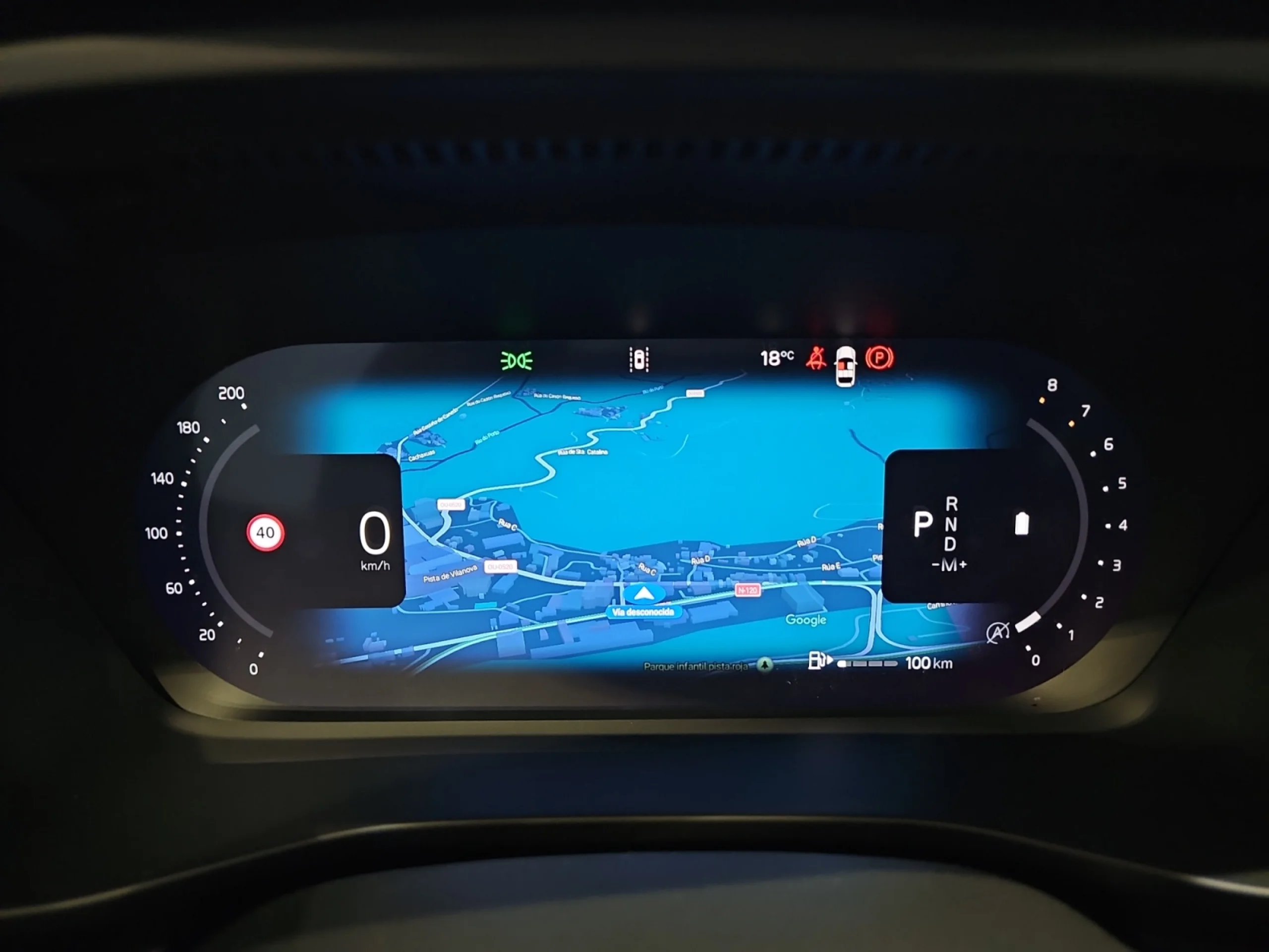 VOLVO XC40 2.0 B3 G PLUS DARK AUTO - Foto 15
