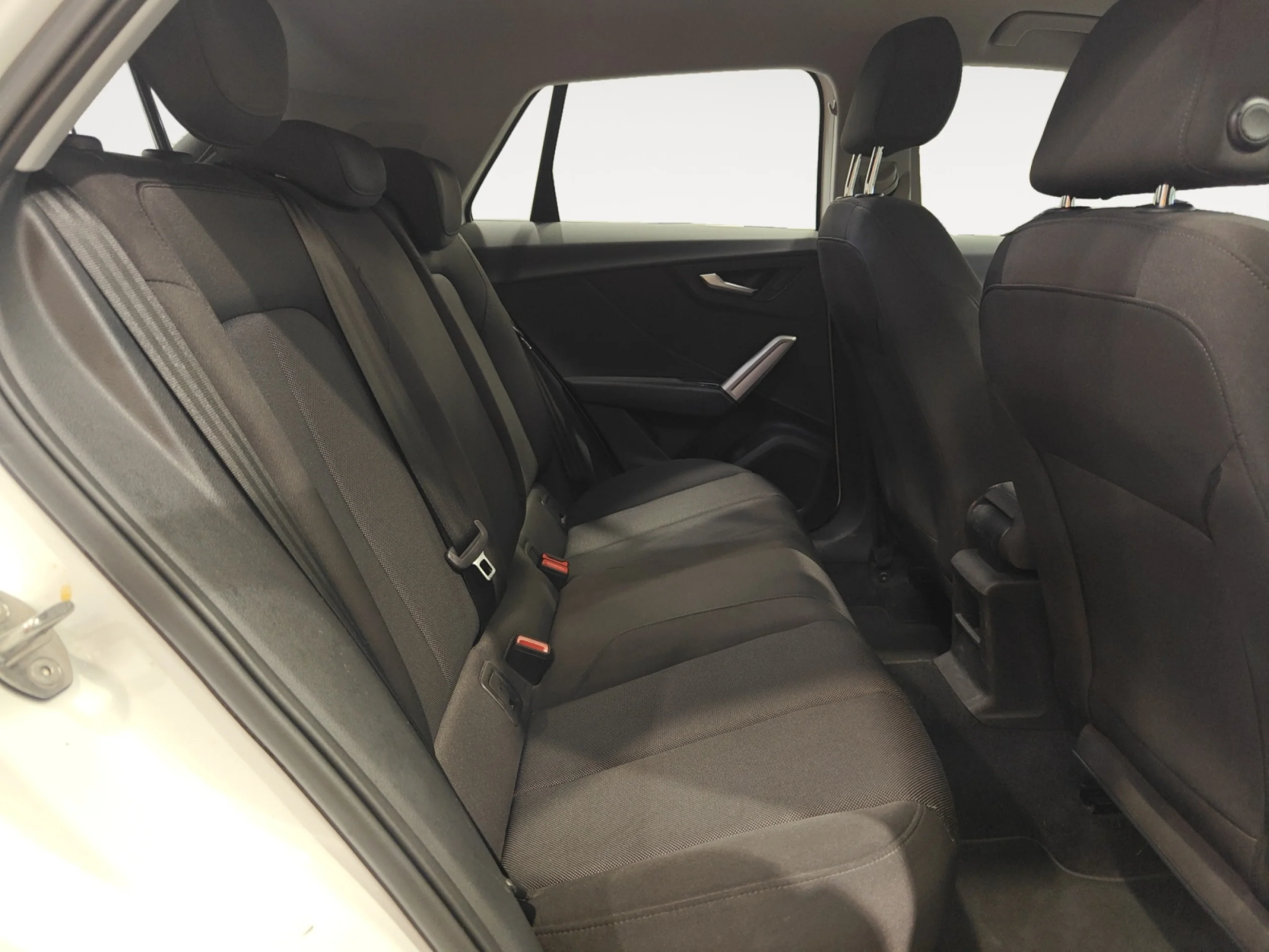 AUDI Q2 ADVANCED 30 TFSI 85KW (116CV) - Foto 6