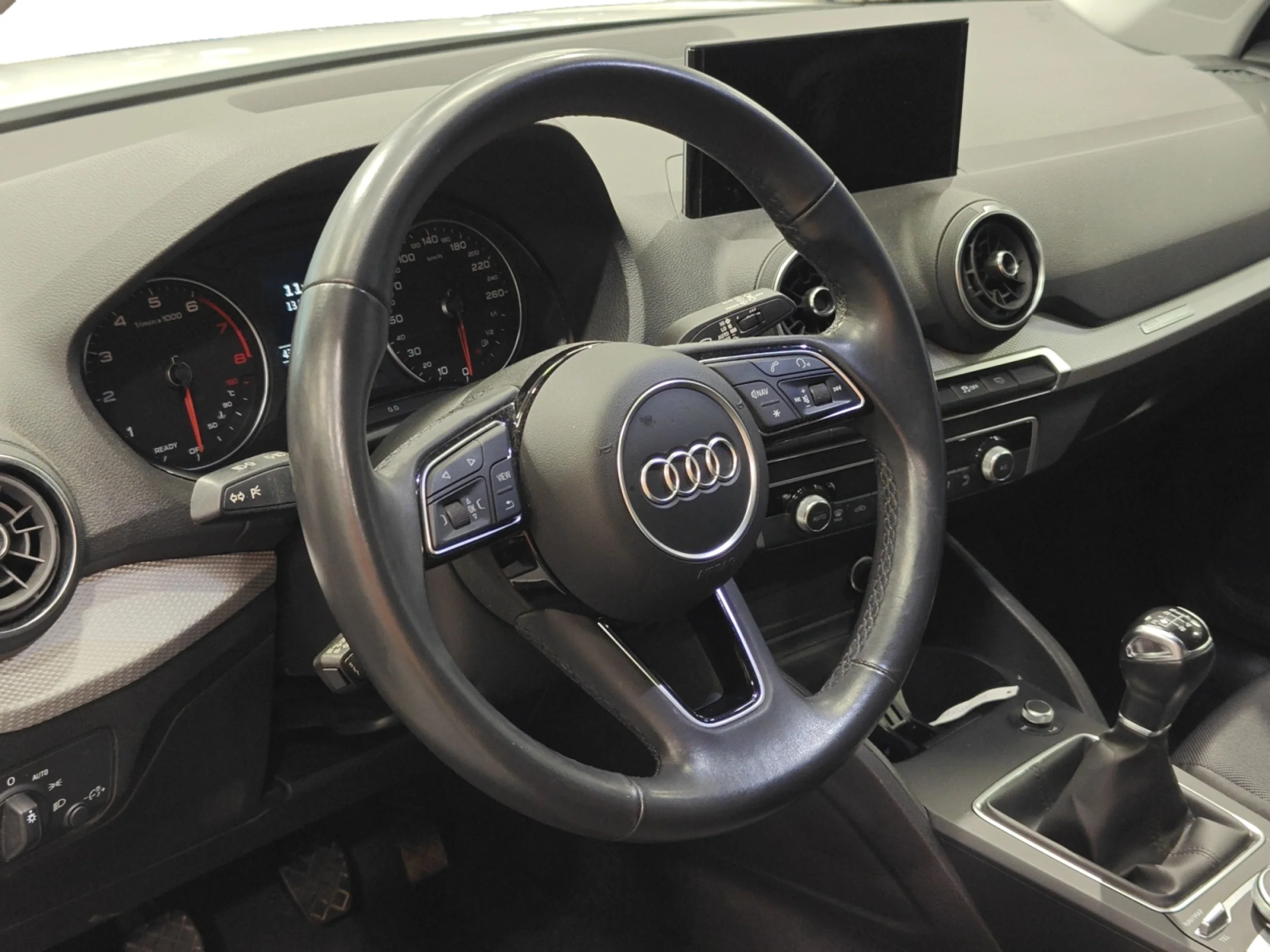 AUDI Q2 ADVANCED 30 TFSI 85KW (116CV) - Foto 9