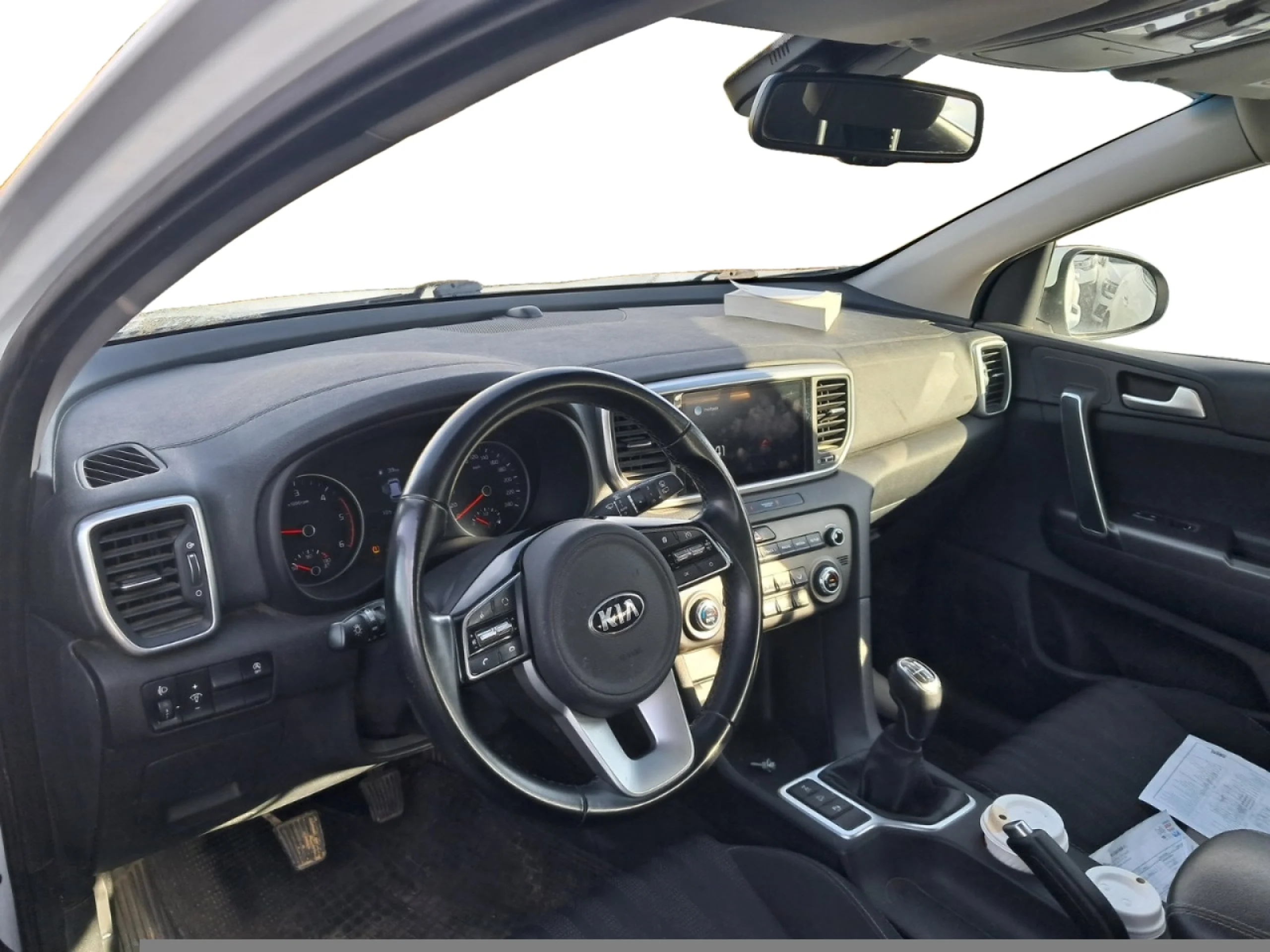 KIA SPORTAGE 1.6 MHEV BUSINESS 100KW (136CV) 4X2 - Foto 6