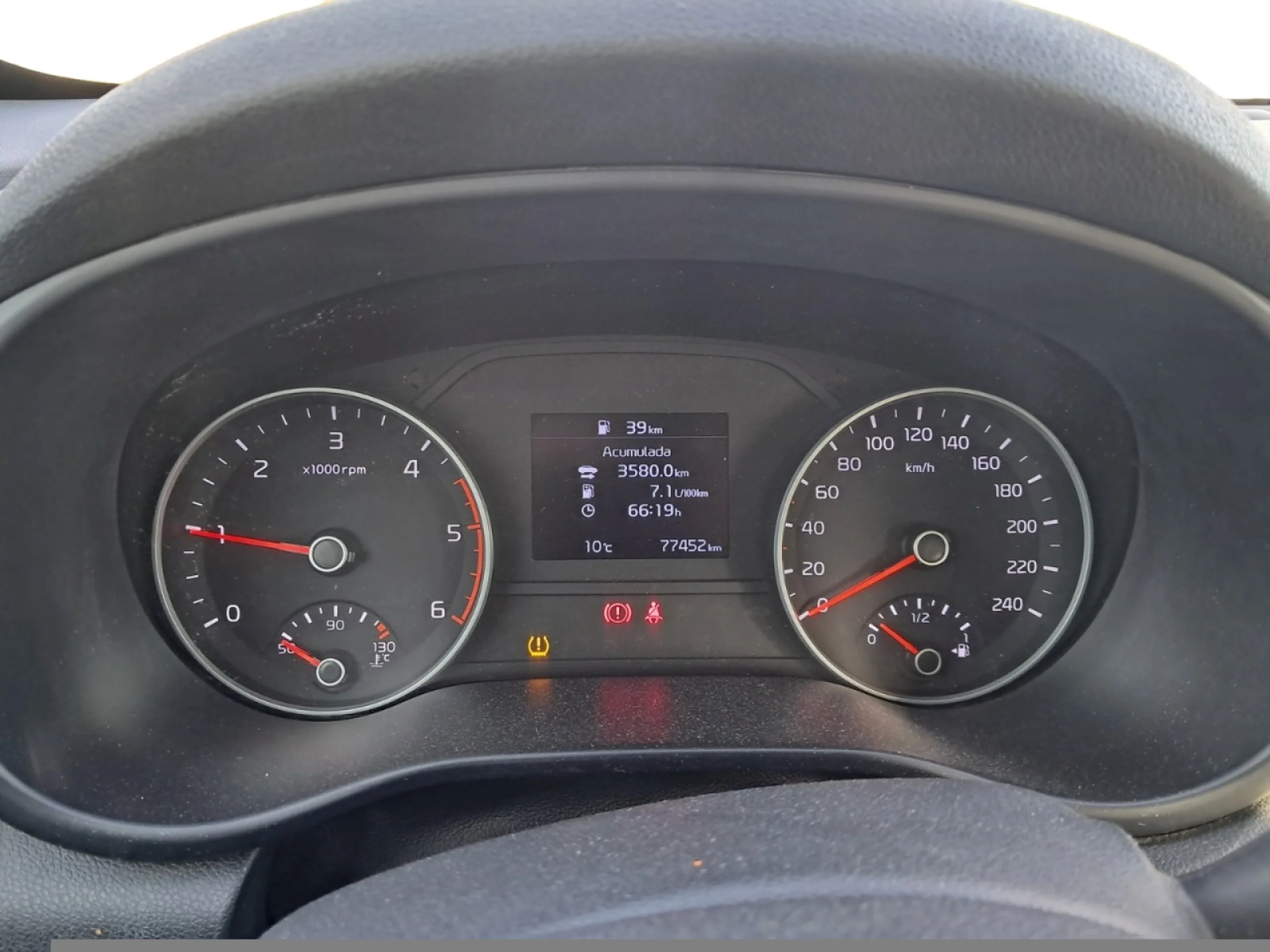 KIA SPORTAGE 1.6 MHEV BUSINESS 100KW (136CV) 4X2 - Foto 9