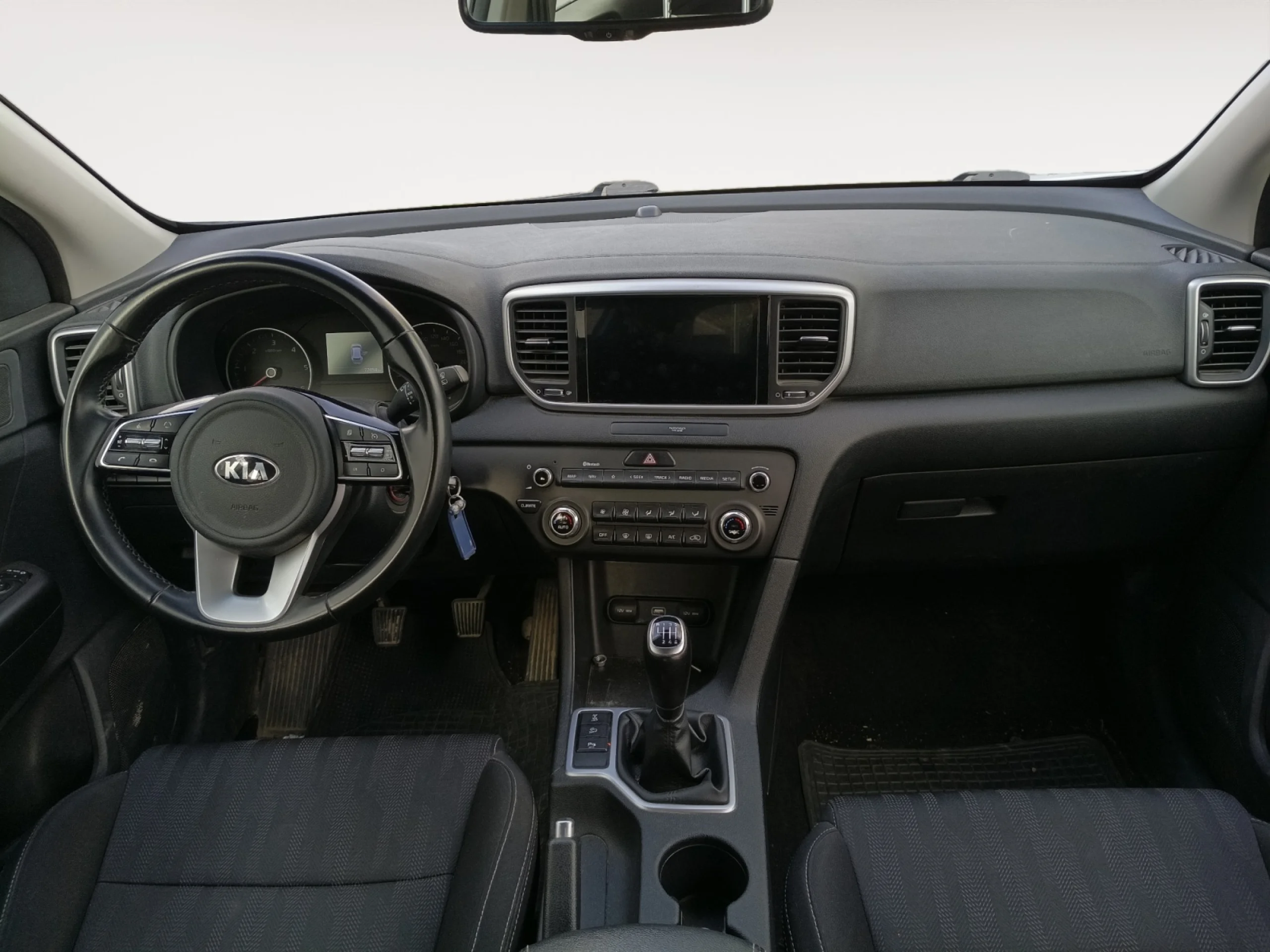 KIA SPORTAGE 1.6 MHEV BUSINESS 100KW (136CV) 4X2 - Foto 4