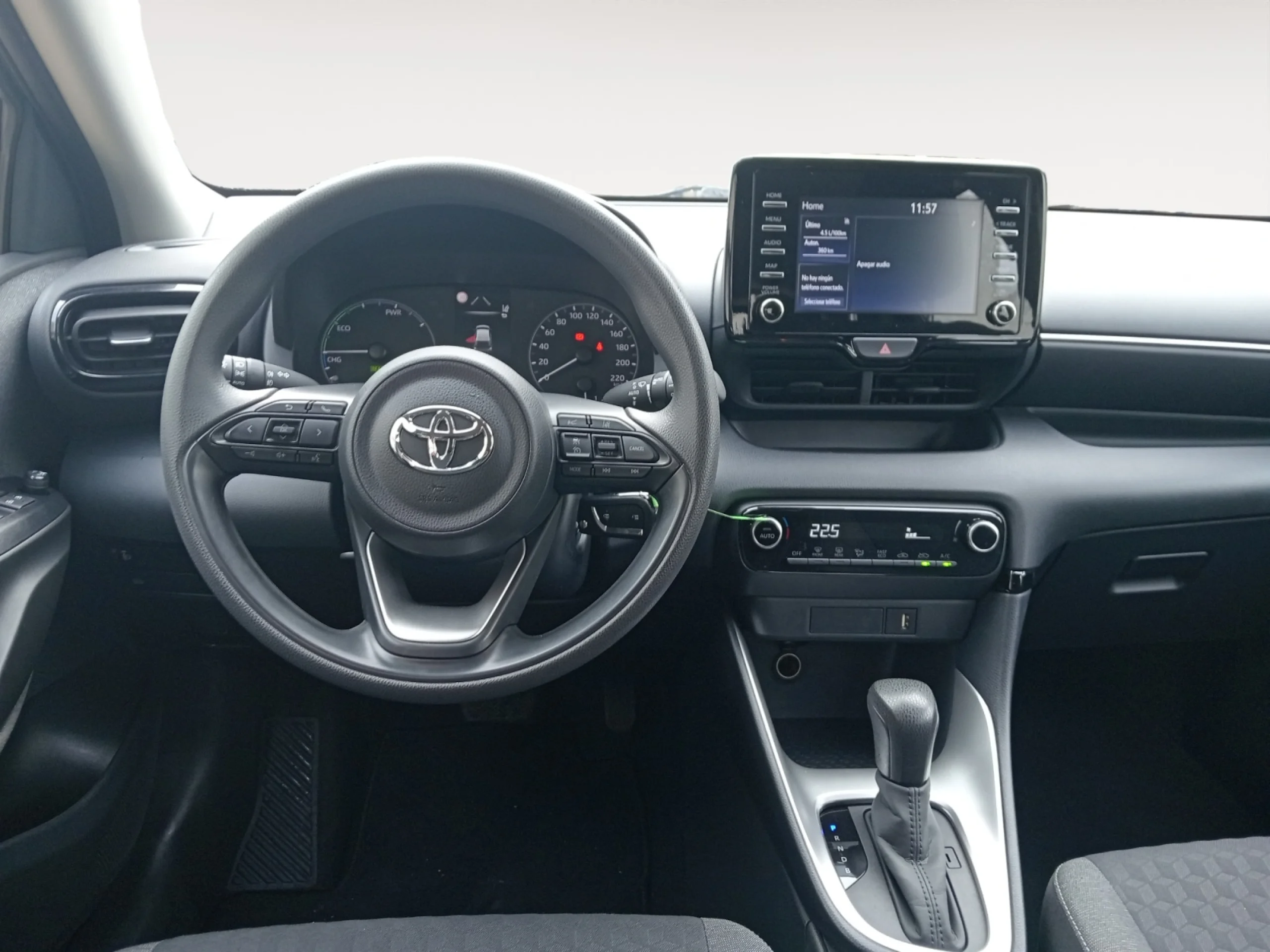 TOYOTA Yaris 1.5 120H BUSINESS PLUS - Foto 4