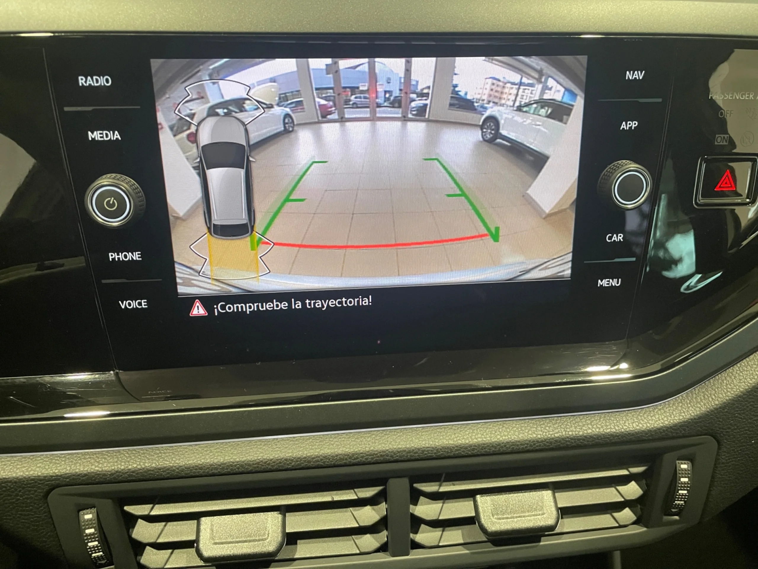 VOLKSWAGEN TAIGO TAIGO R LINE 1.0 TSI 85 KW (115 CV )  AUTOM TICO DSG 7 VEL. - Foto 13