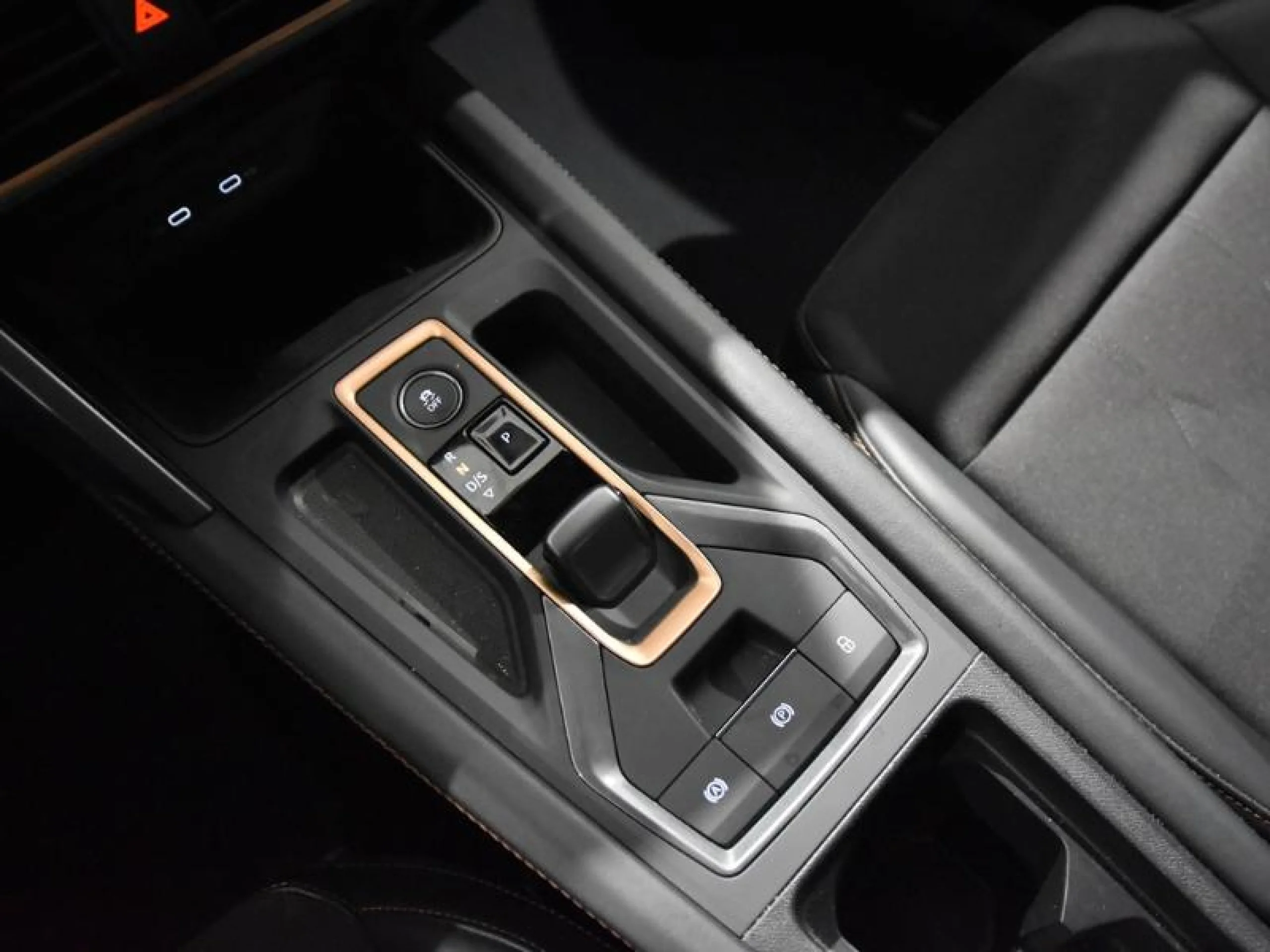 CUPRA LEON 1.5 ETSI 110KW (150CV) DSG - Foto 10