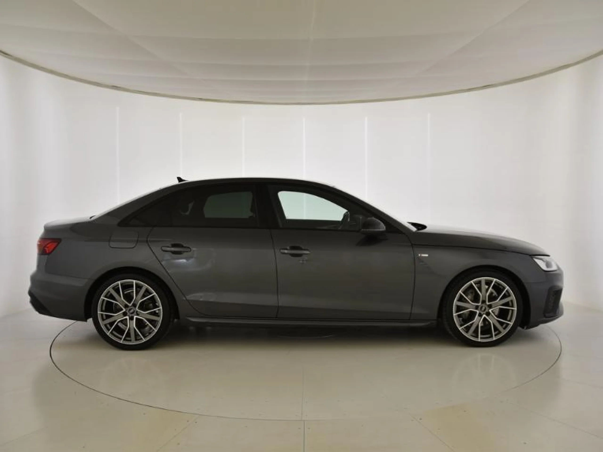 AUDI A4 S LINE 40 TFSI 150KW (204CV) S TRONIC - Foto 3