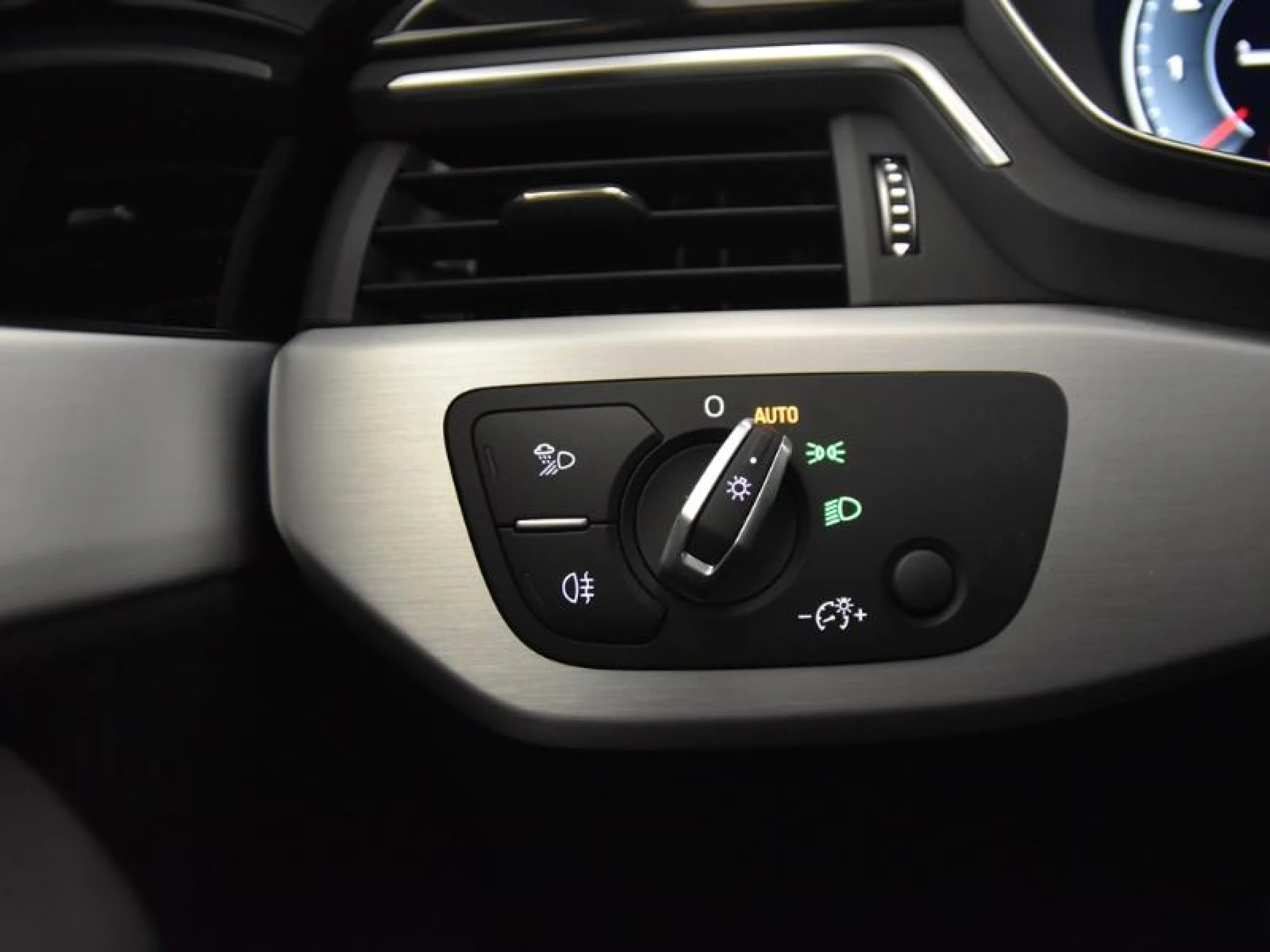 AUDI A4 S LINE 40 TFSI 150KW (204CV) S TRONIC - Foto 20